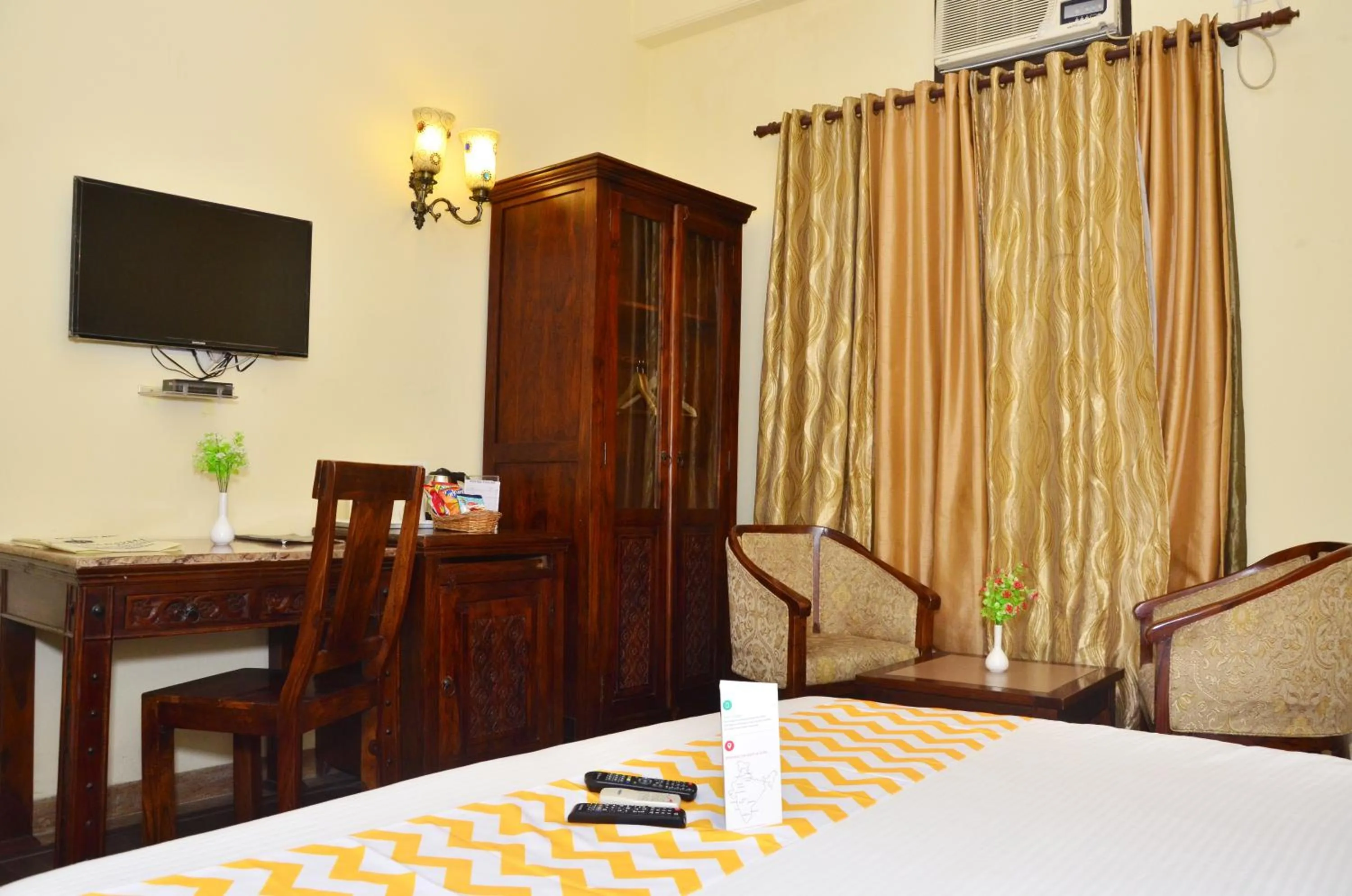Bedroom, Bed in Rajputana Haveli - Jaipur