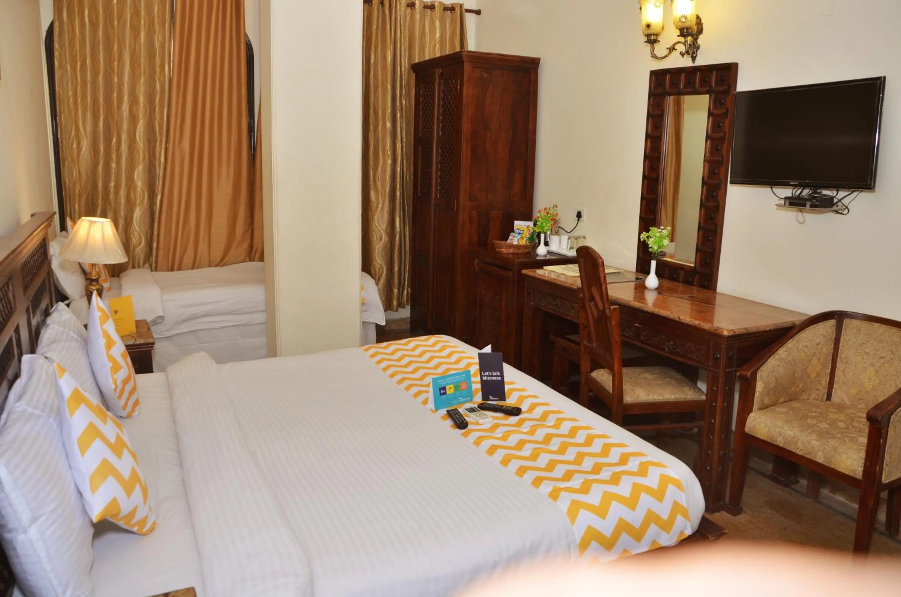 Bedroom, Bed in Rajputana Haveli - Jaipur