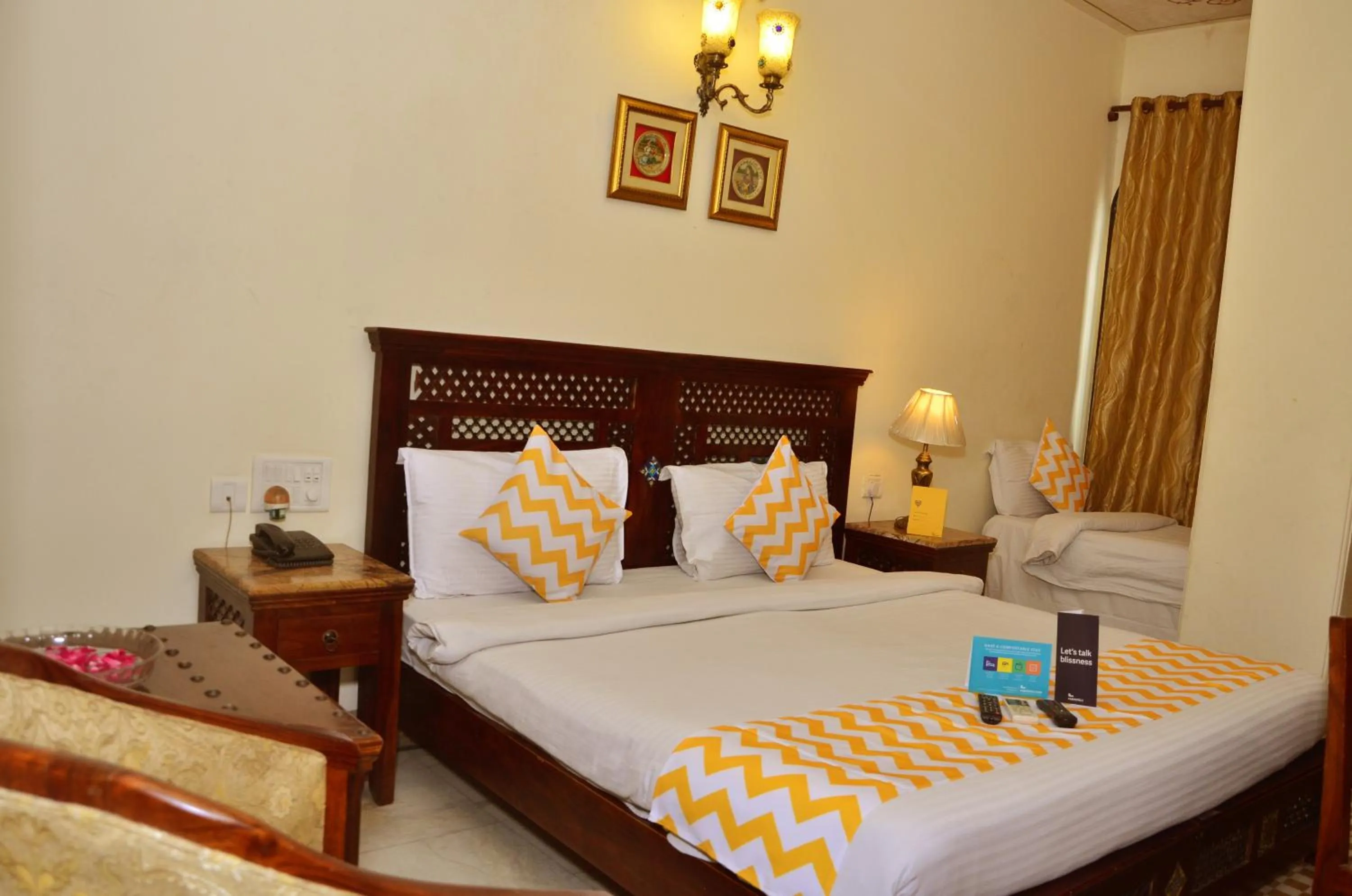 Bedroom, Bed in Rajputana Haveli - Jaipur