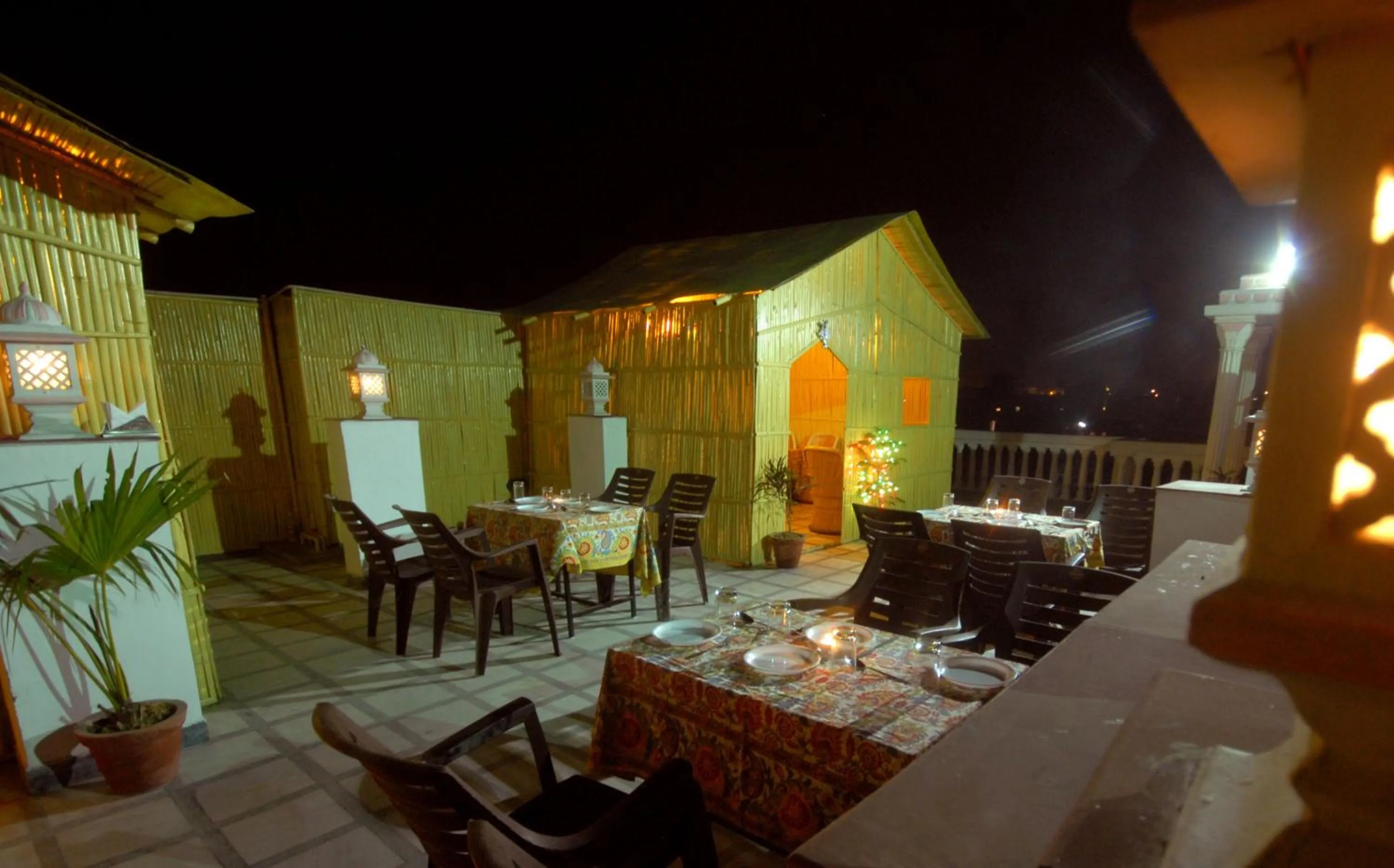 Restaurant/places to eat in Rajputana Haveli - Jaipur