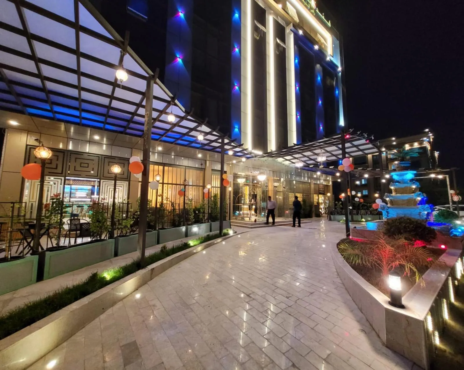 Facade/entrance in Camphor Hotel