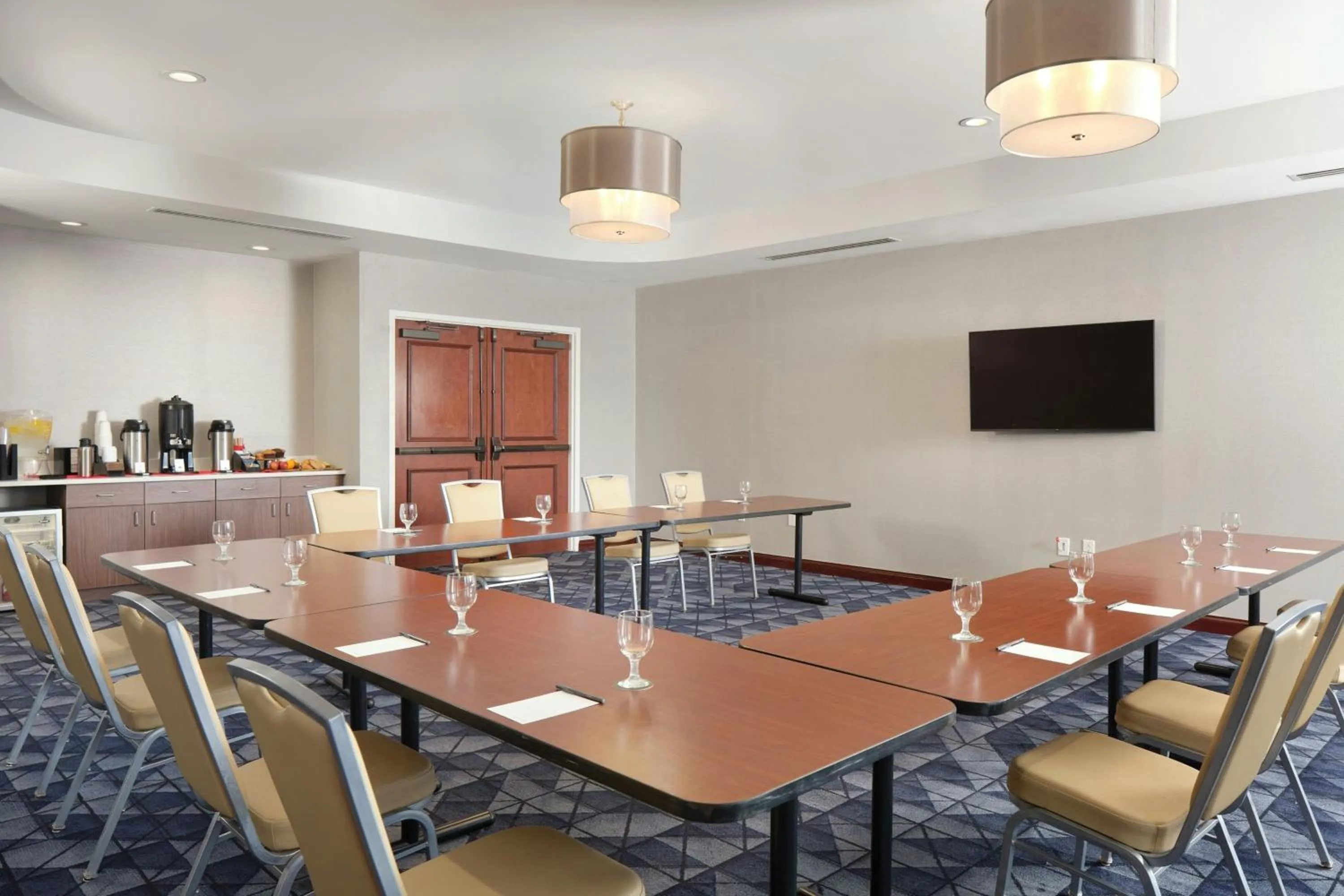 Meeting/conference room in Courtyard by Marriott Saratoga Springs