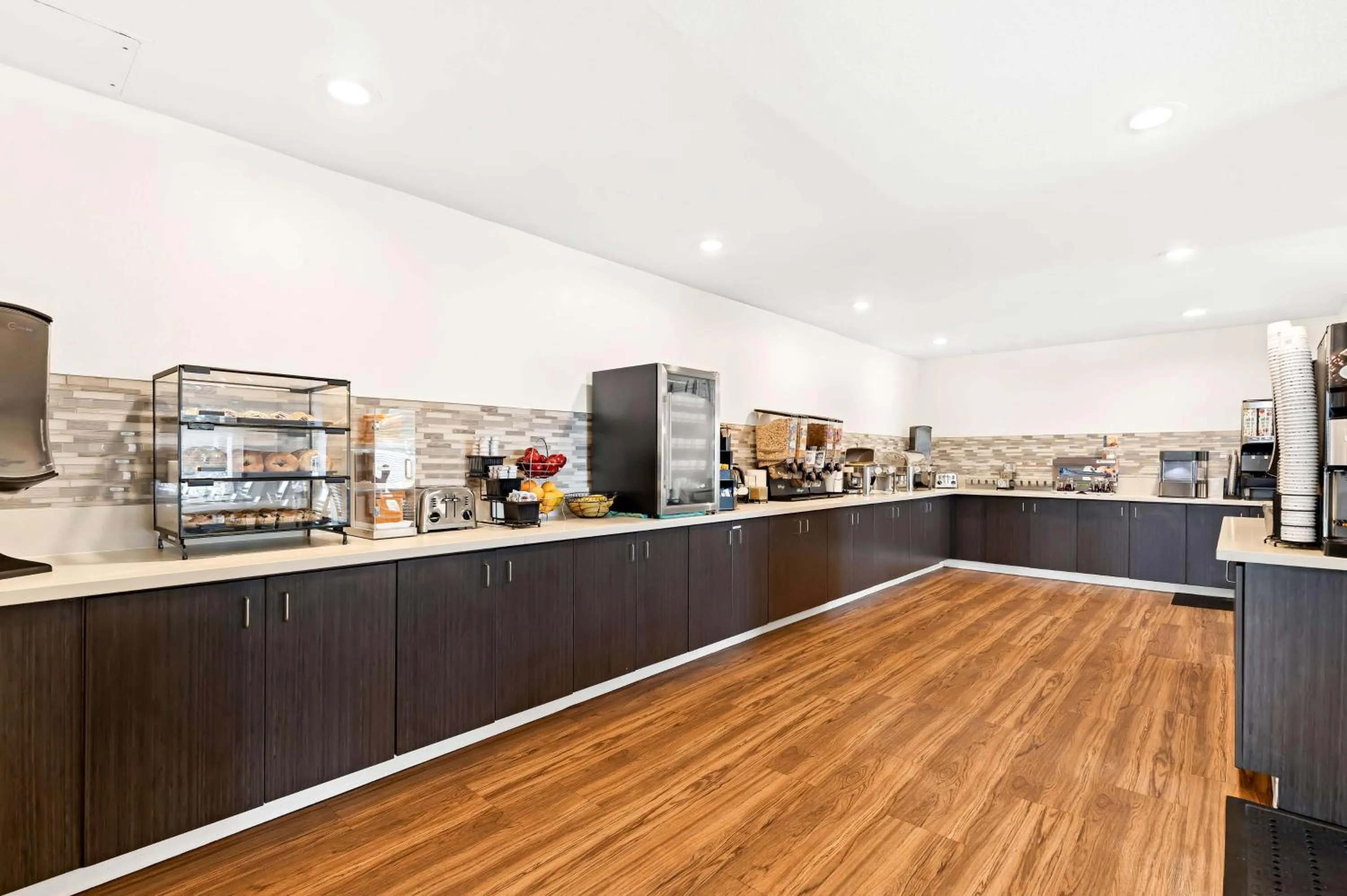 Breakfast in Best Western Yacht Harbor Hotel