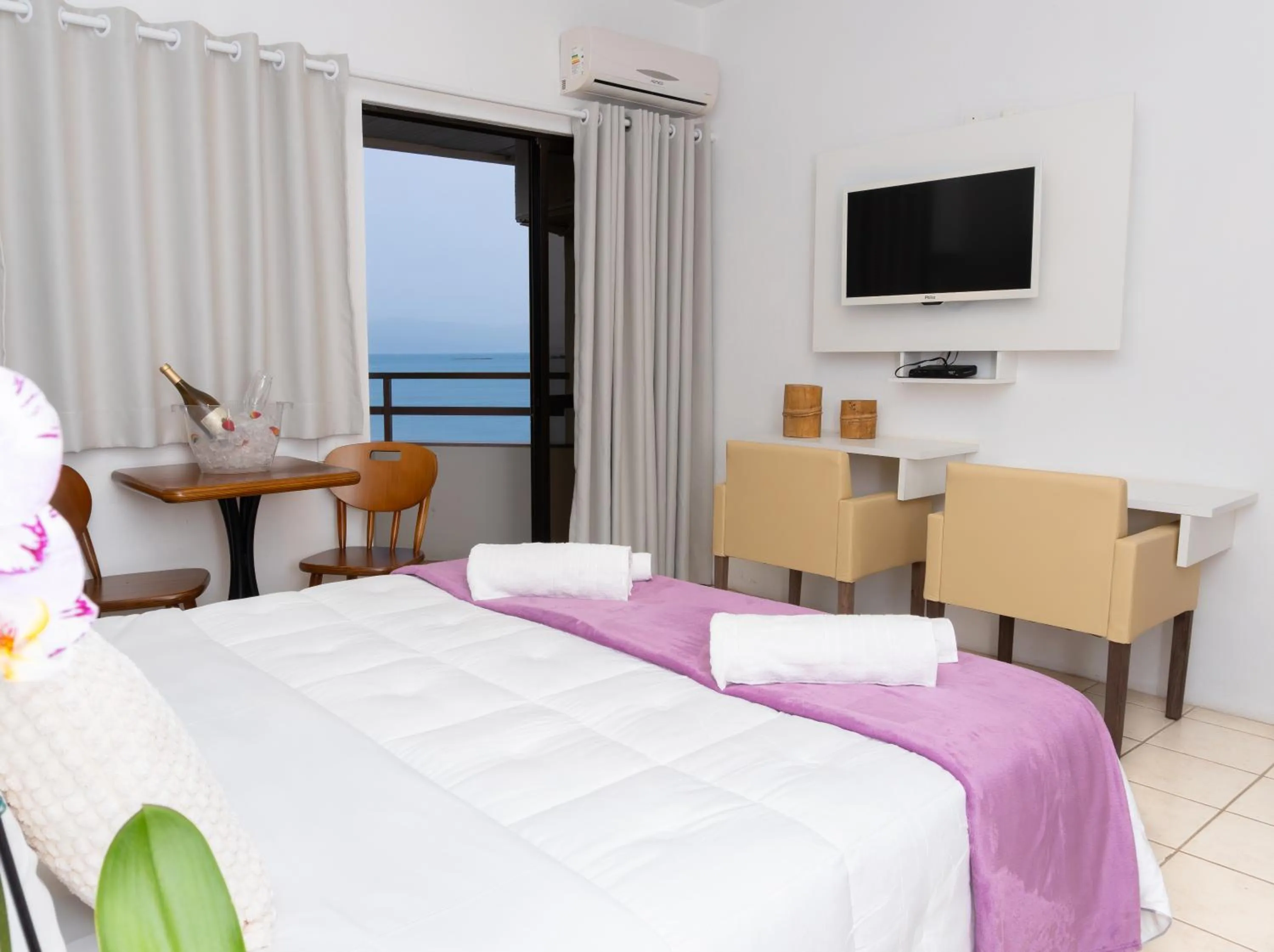 Bed in Hotel Palace 1