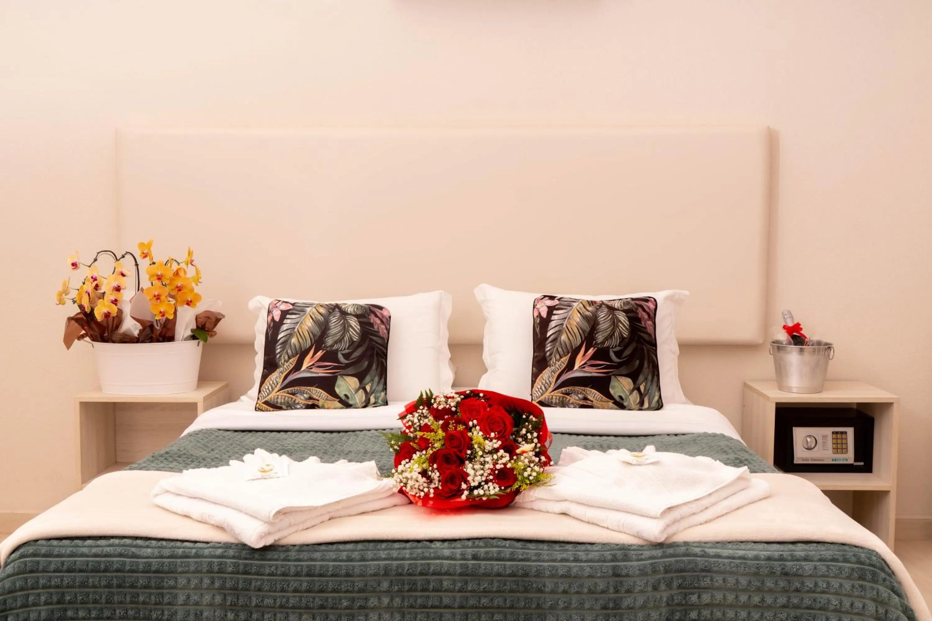 Bed in Hotel Palace 1