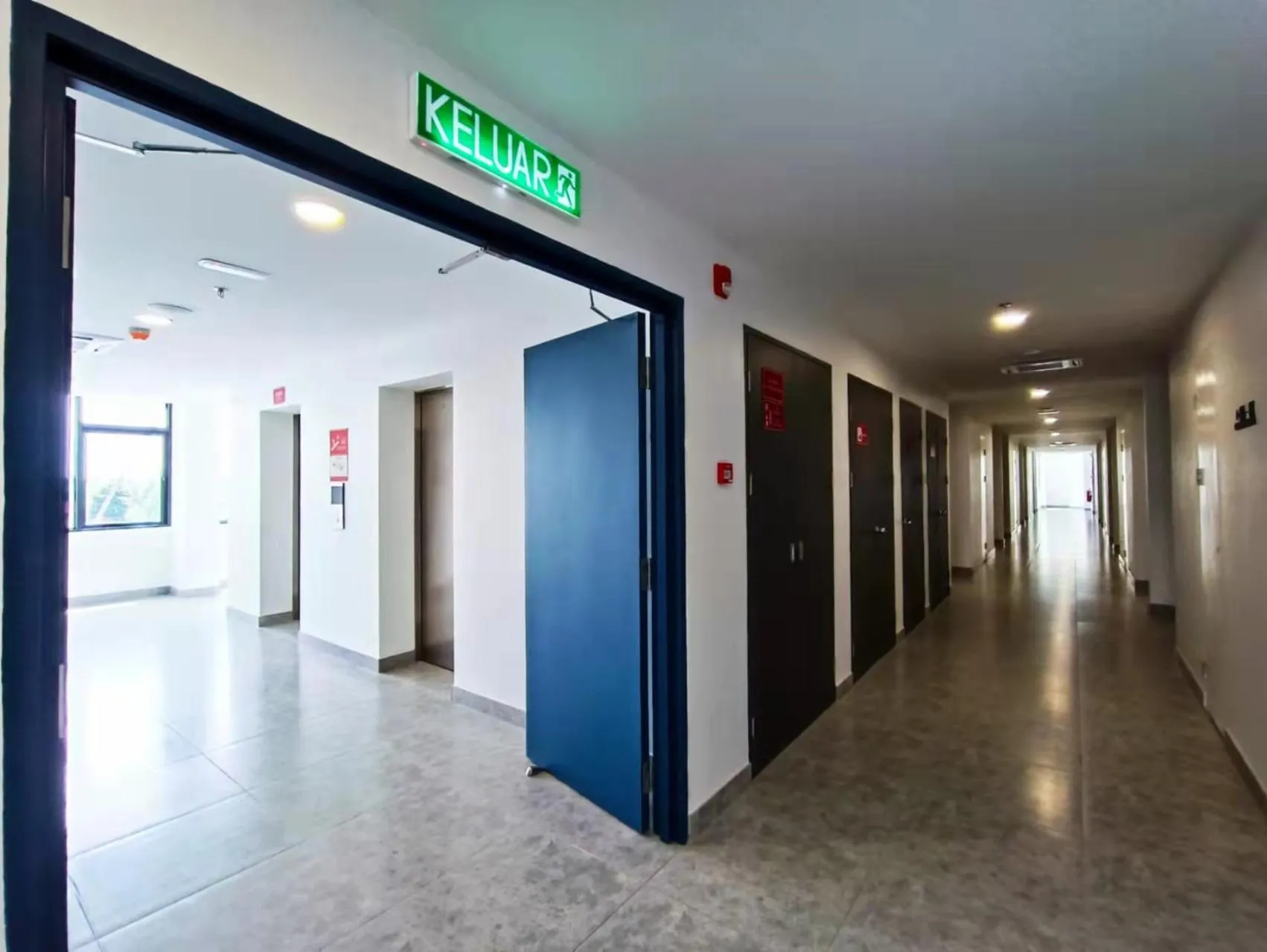 elevator in Starlink Hotel