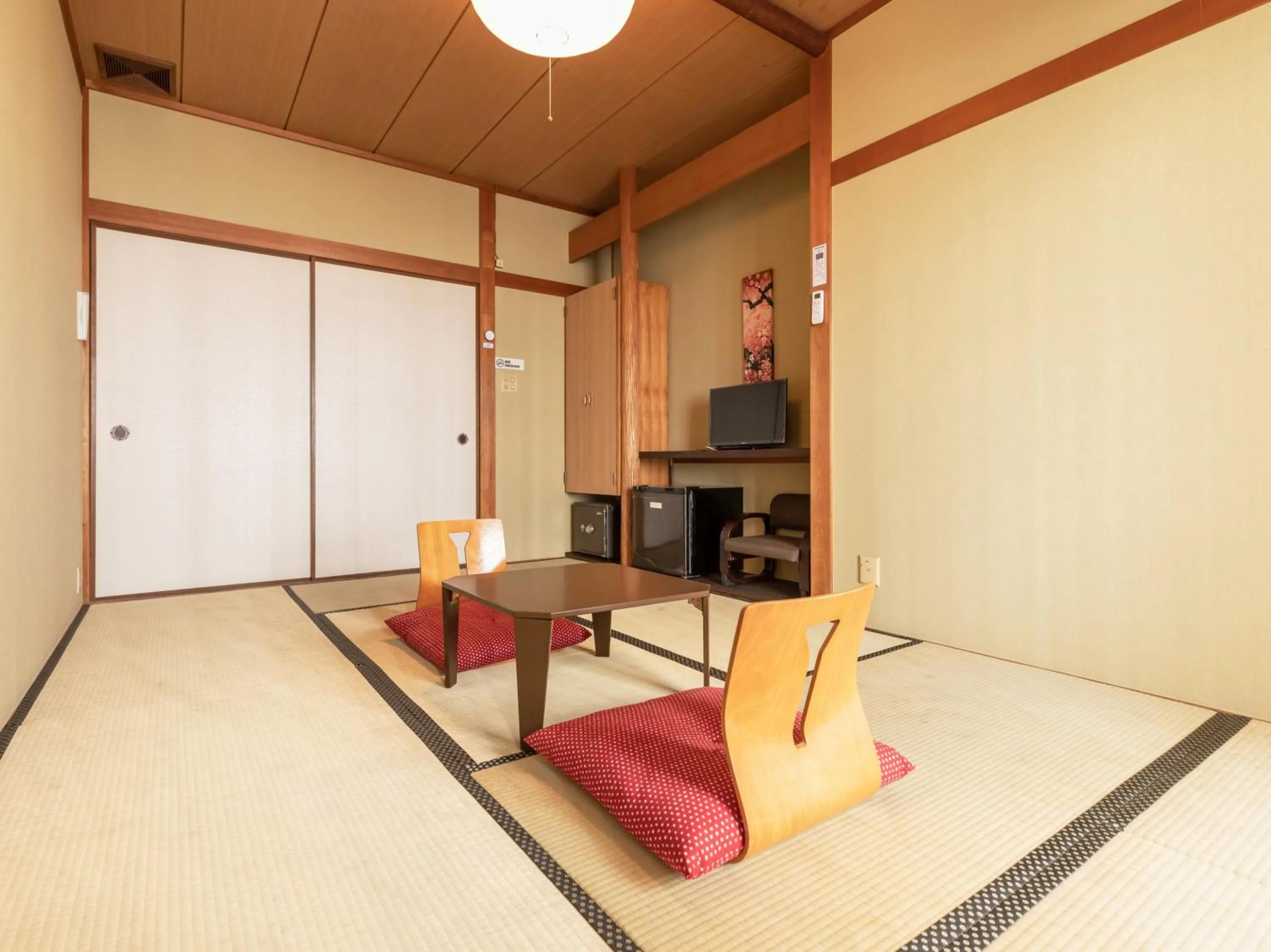 Photo of the whole room in Kousen Annex Kazeya Group