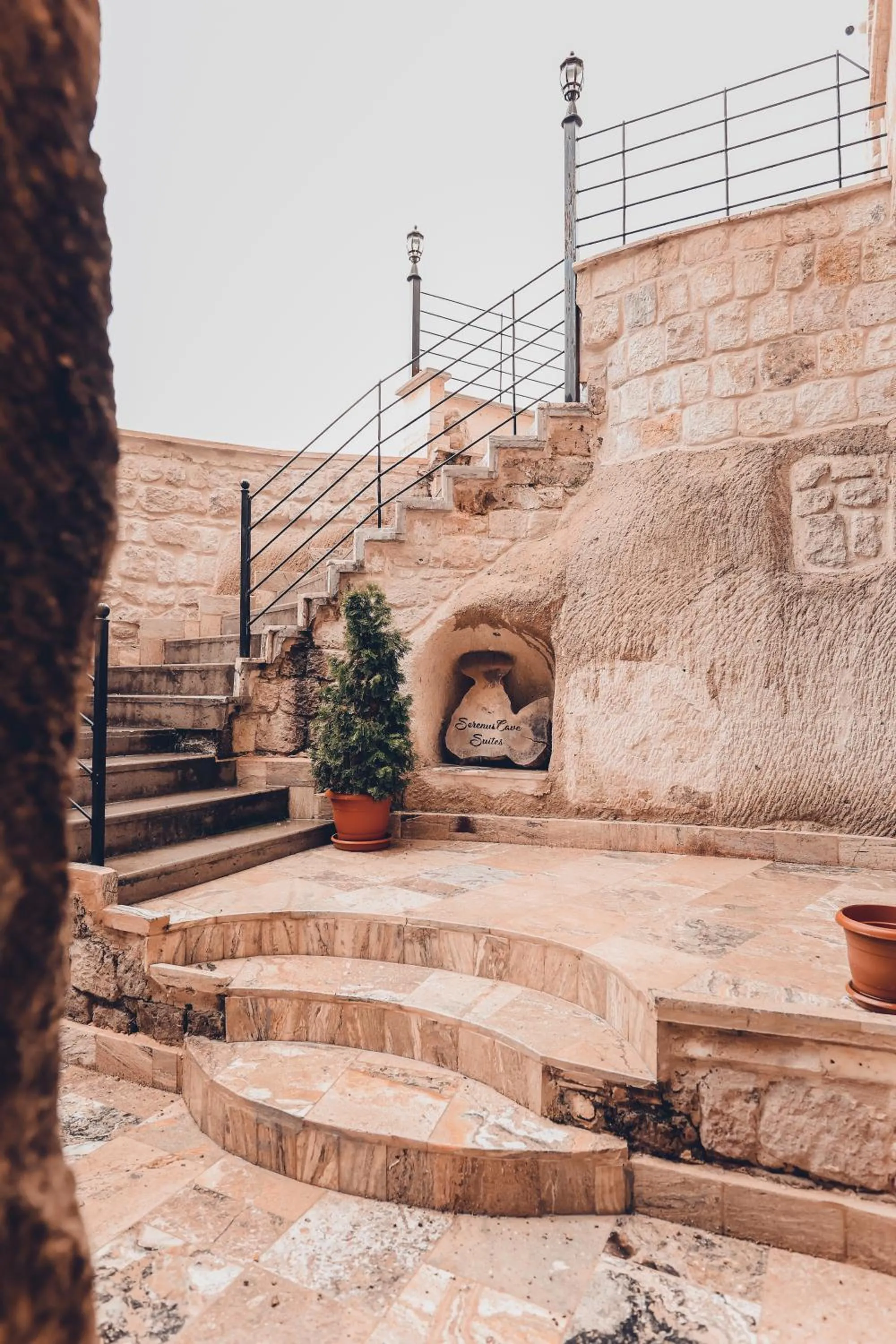 Inner courtyard view in Serenus Cave Suites