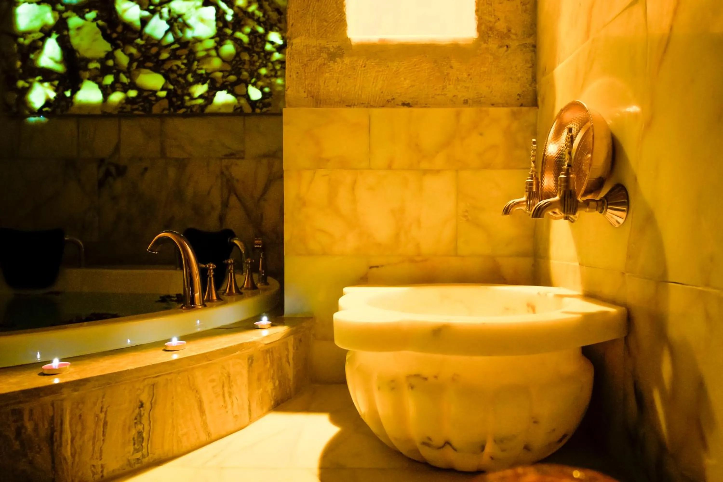 Bathroom in Serenus Cave Suites