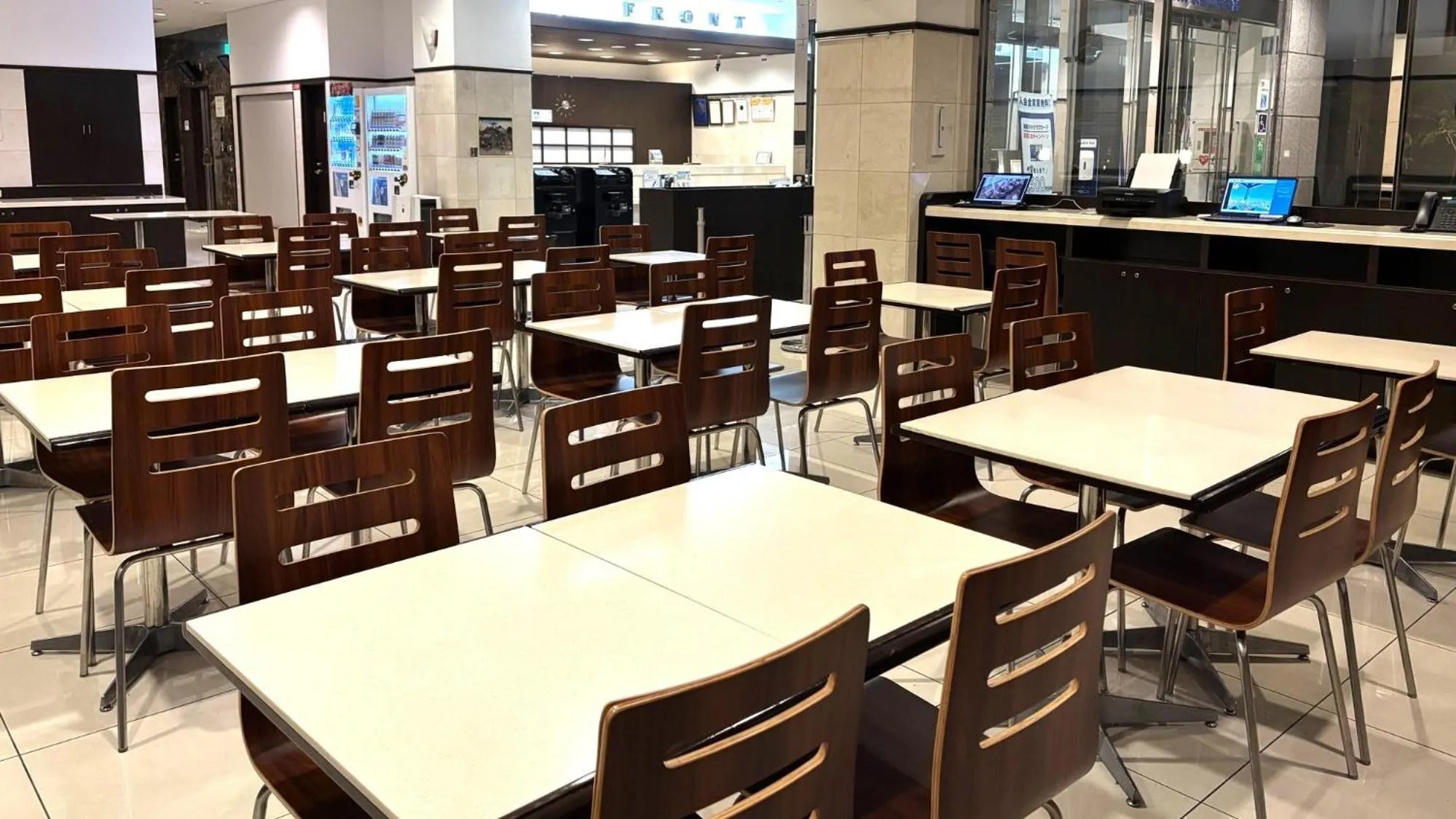 Lounge or bar in Toyoko Inn Kyoto Gojo omiya