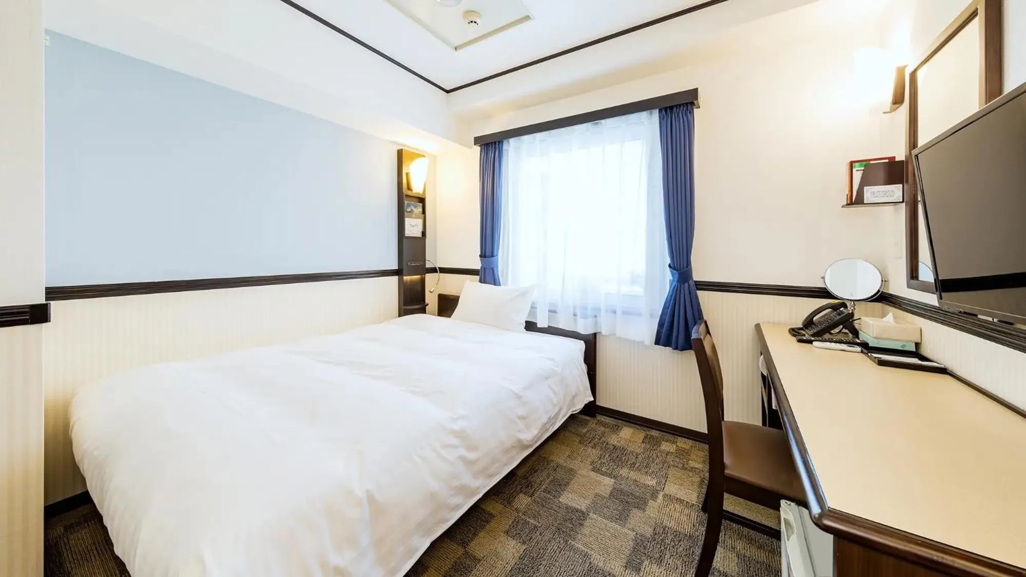 Bedroom, Bed in Toyoko Inn Ise Matsusaka Ekimae