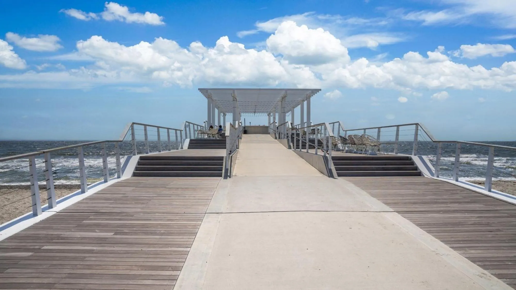 Nearby landmark in Toyoko Inn Chiba Makuhari