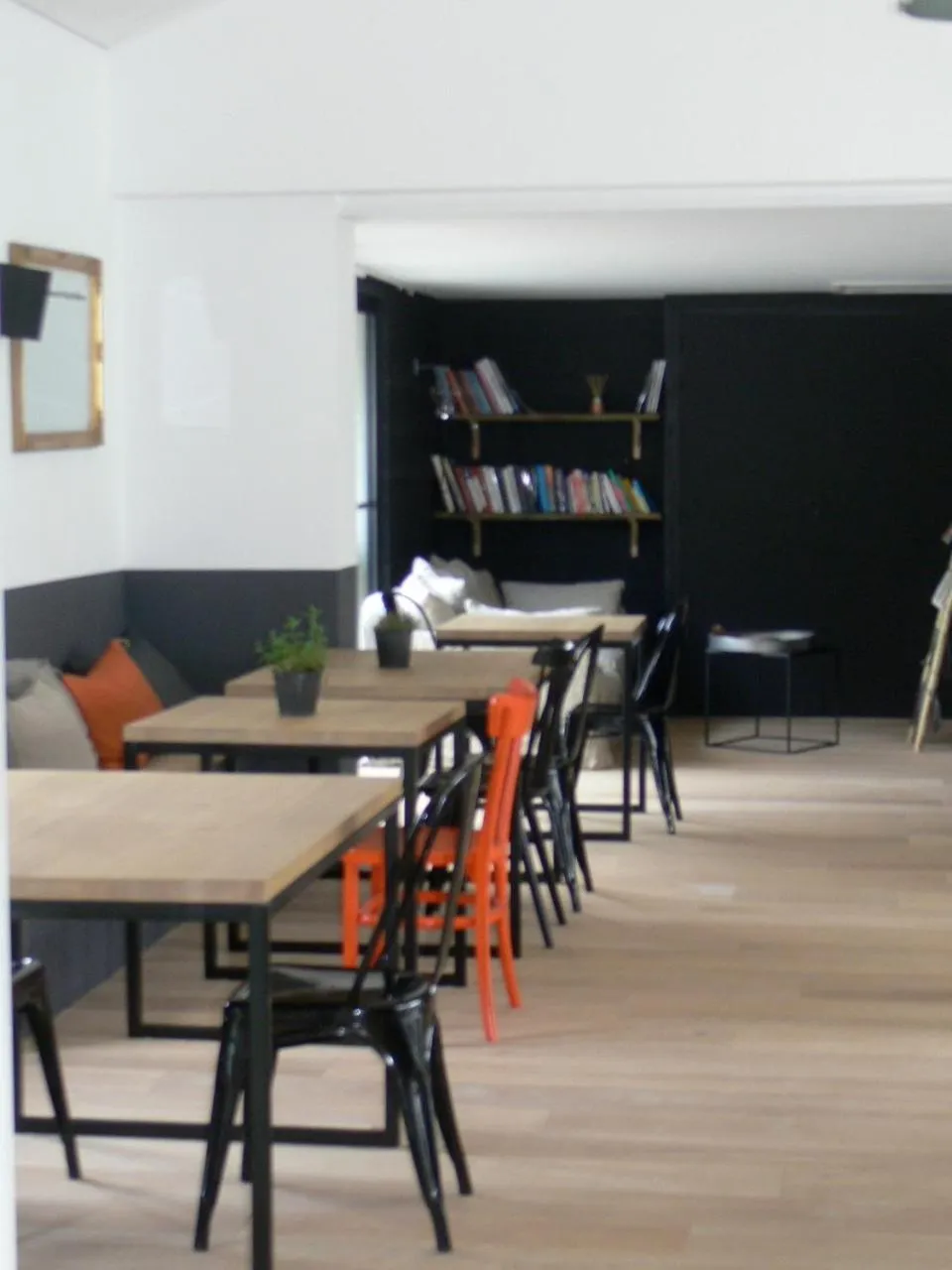 Restaurant/places to eat in L'Île Ô Château