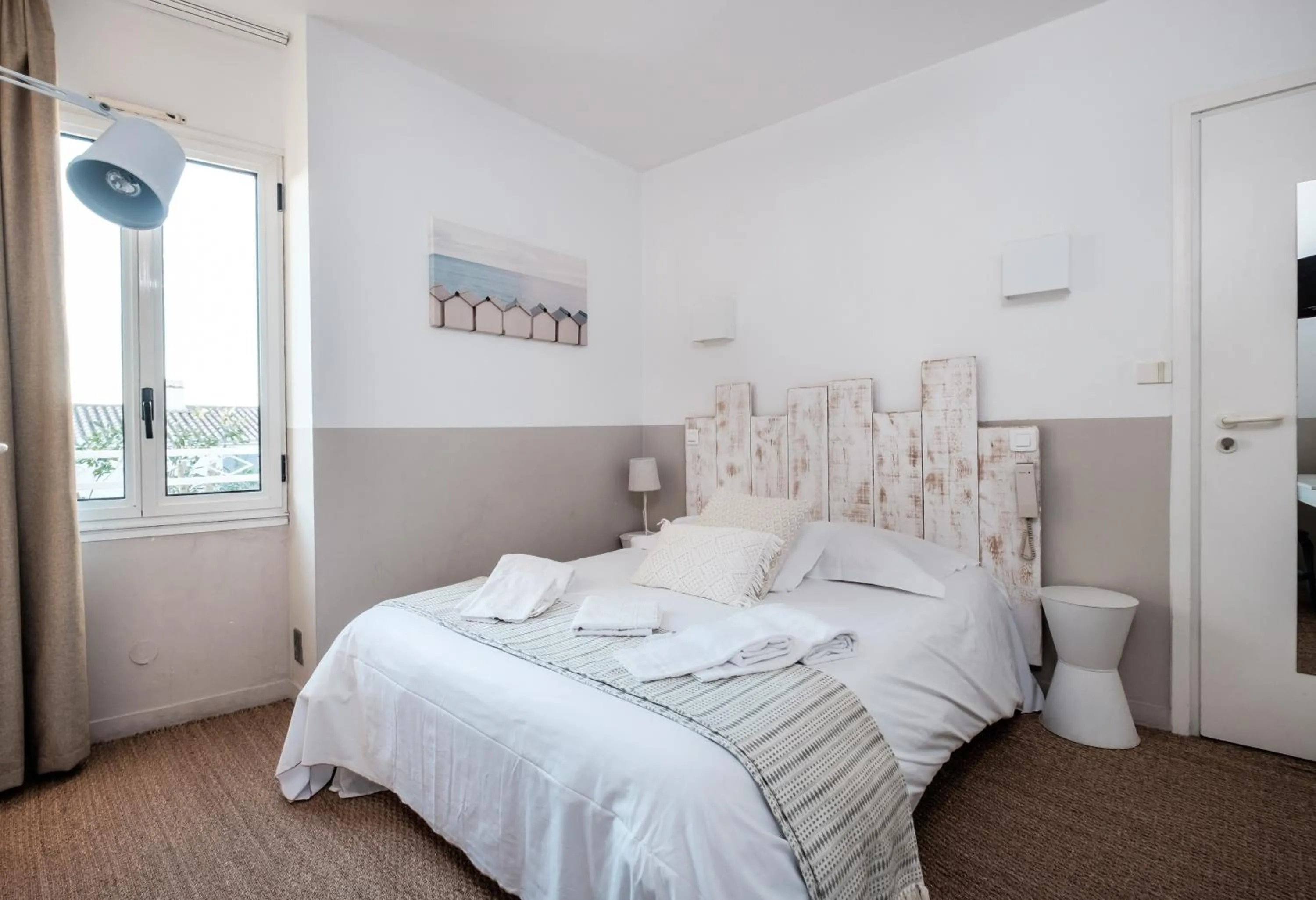 Bed in L'Île Ô Château