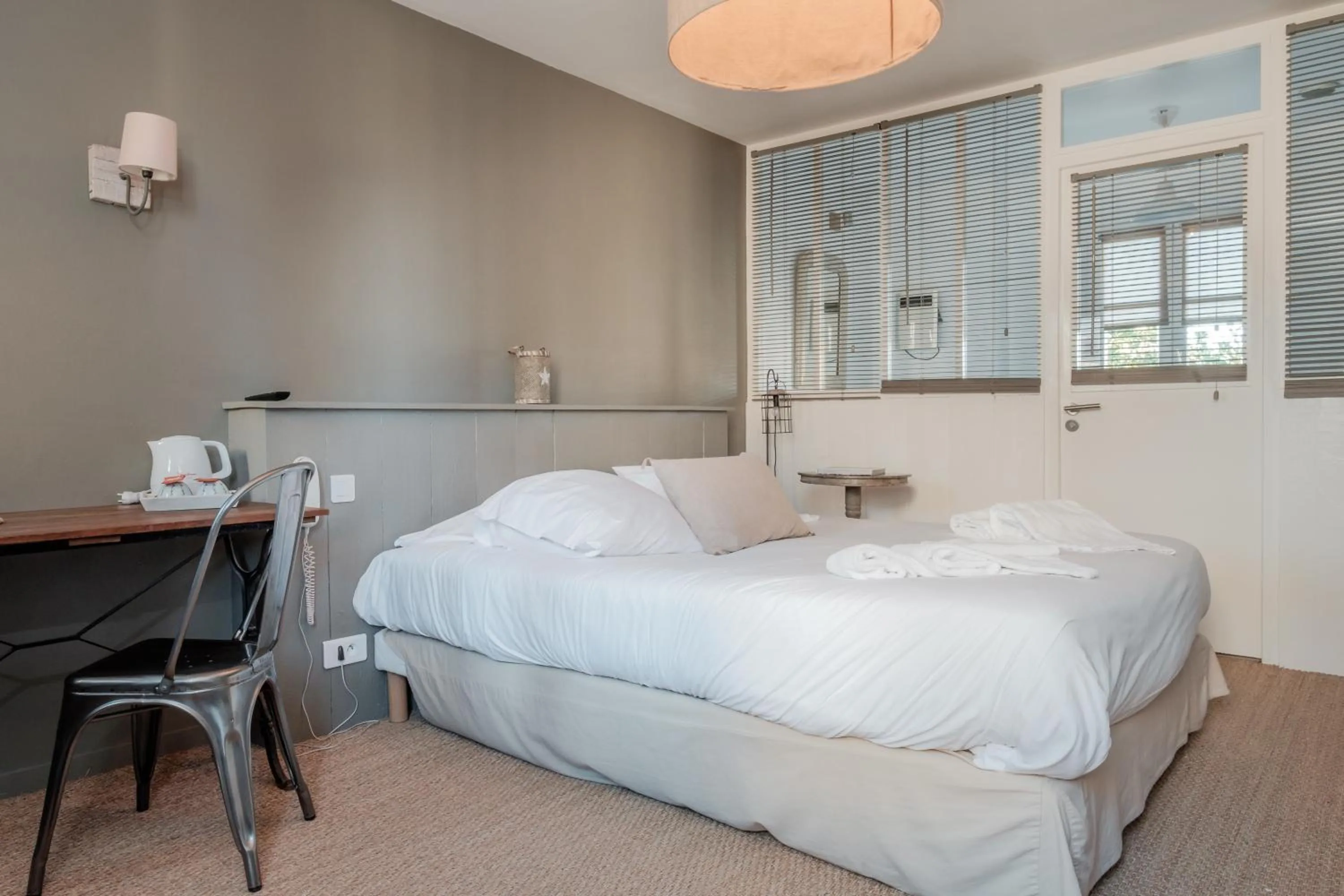 Bed in L'Île Ô Château