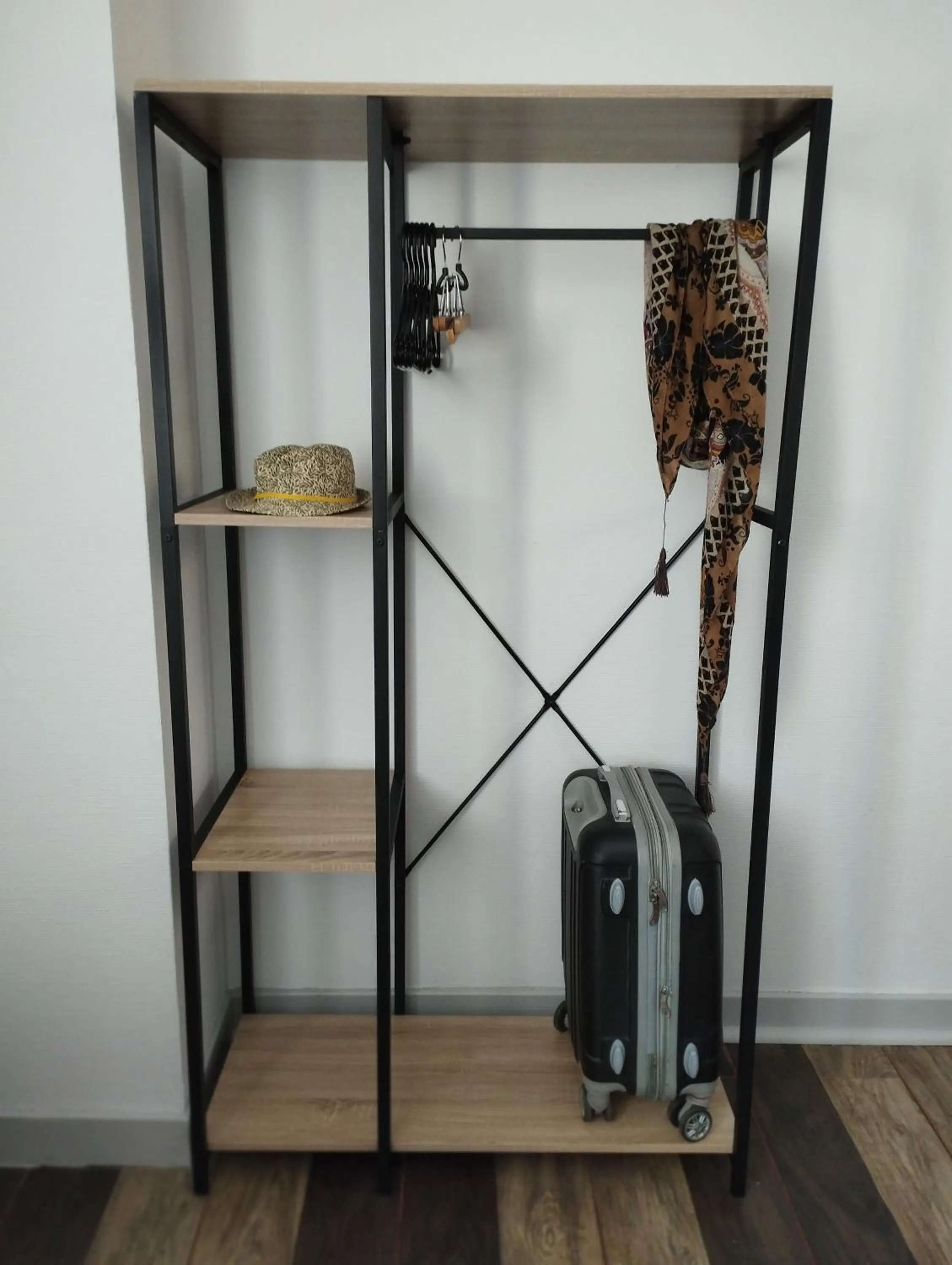 Twin Room in Brit Hotel L'Arrivée Guingamp