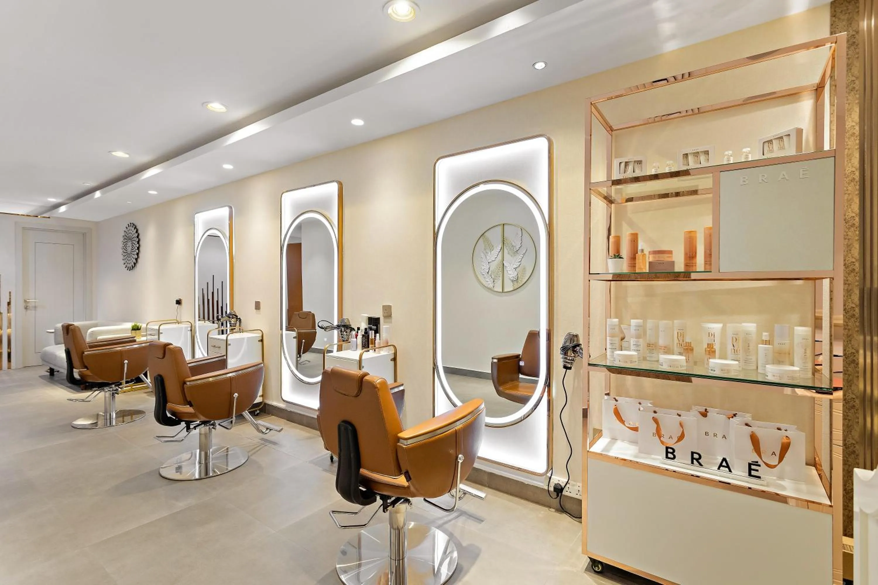 Solarium in Ramee Dream Hotel Downtown