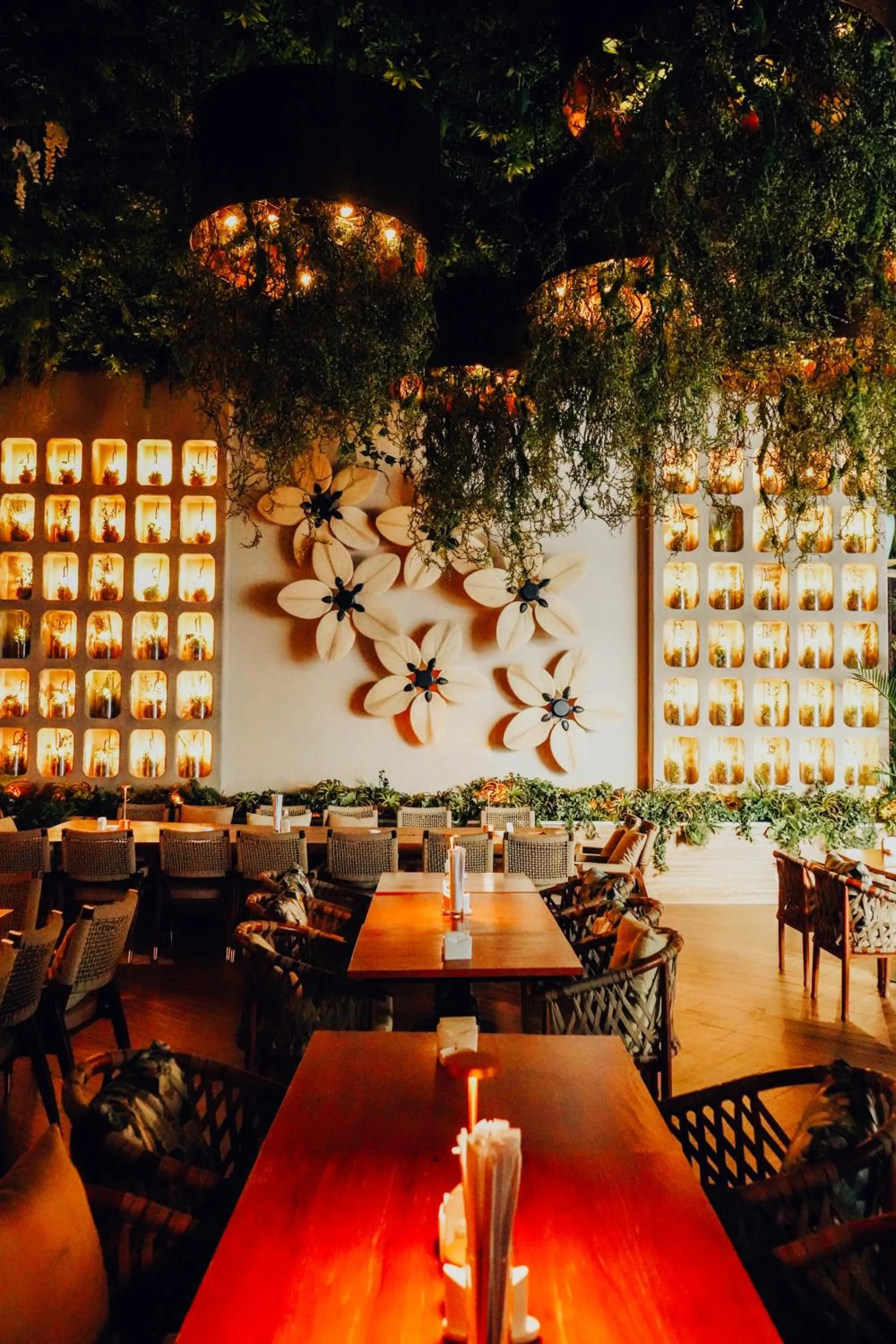 Nightclub / DJ in Ramee Dream Hotel Downtown