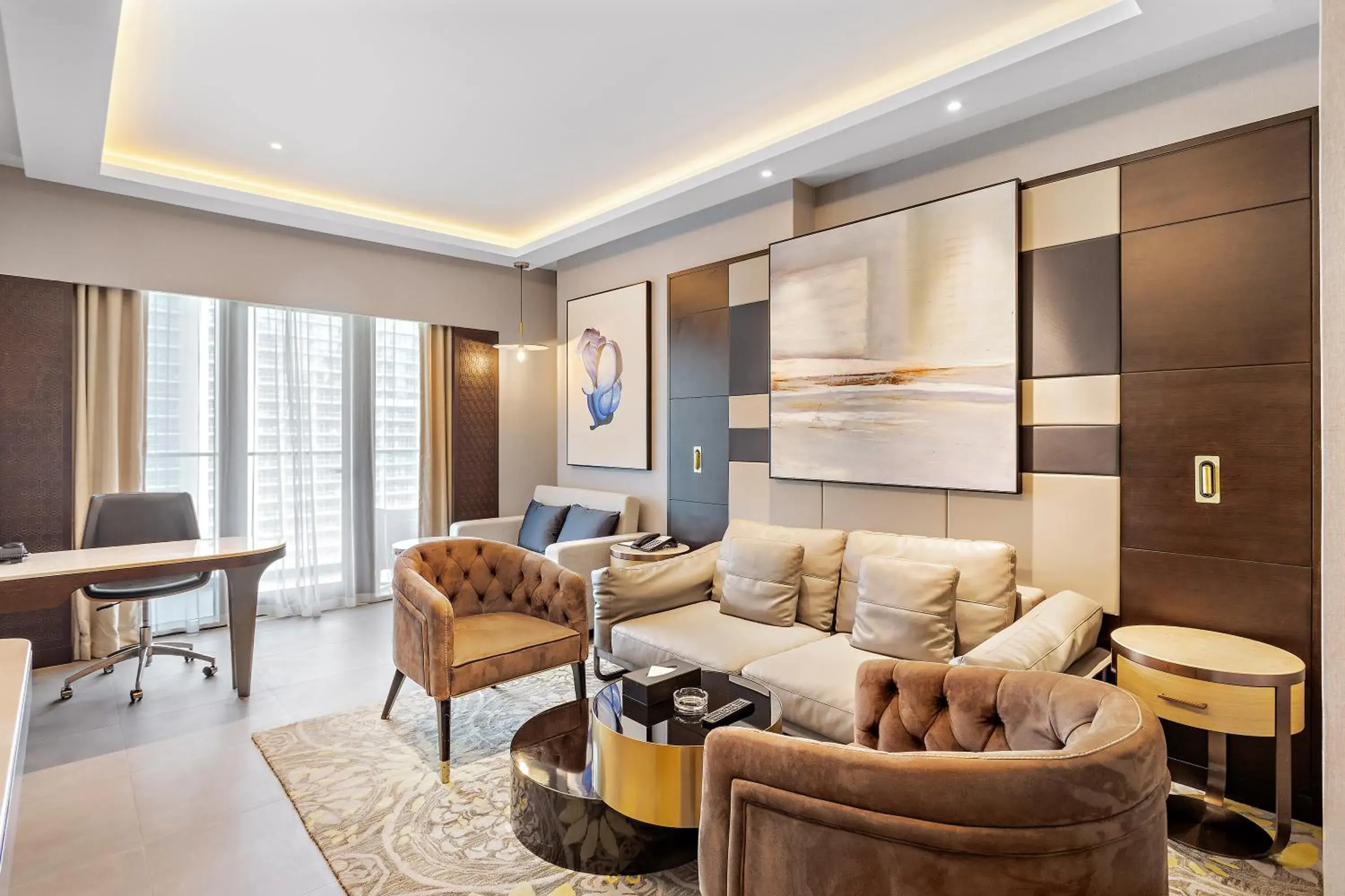 King Suite with Kitchenette in Ramee Dream Hotel Downtown King Suite with Kitchenette in Ramee Dream Hotel Downtown