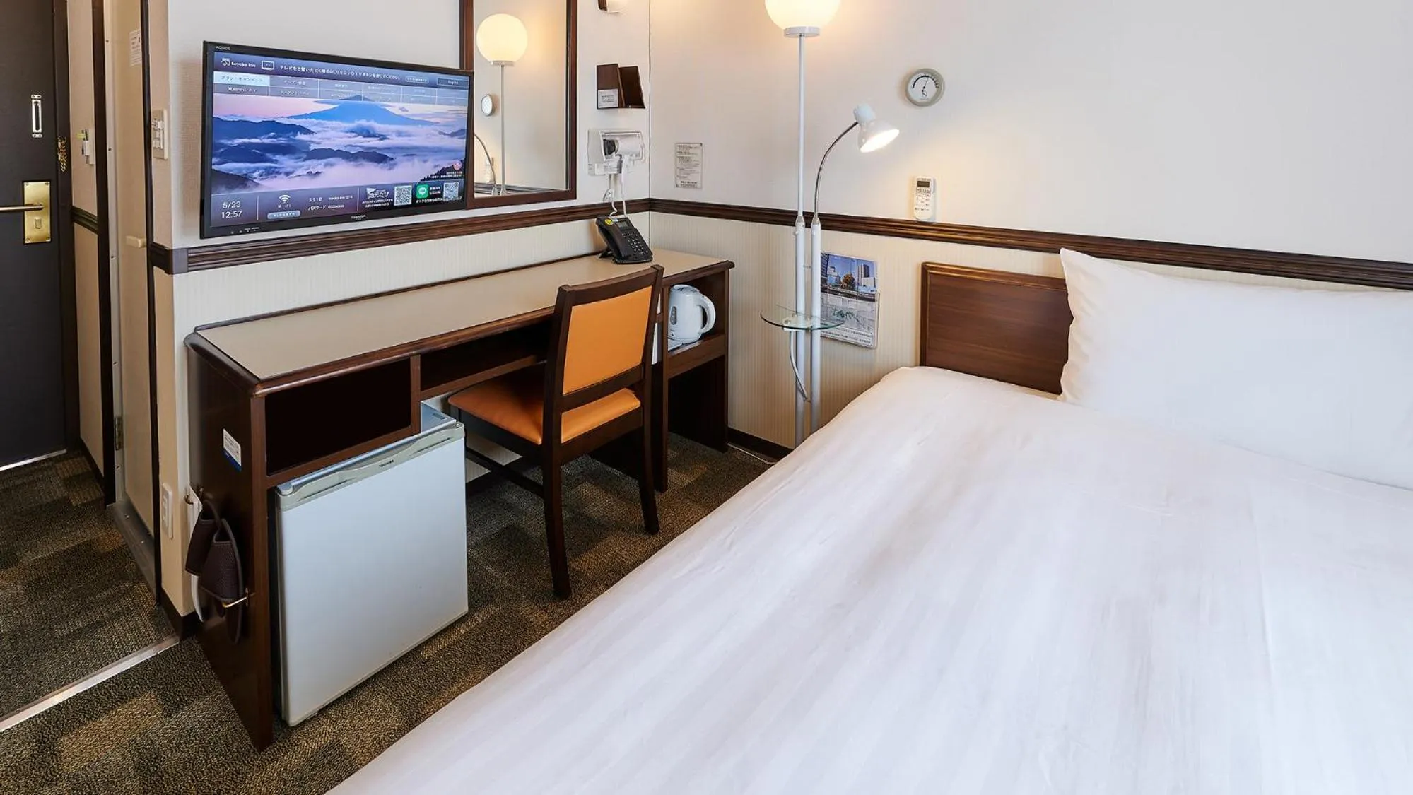 Area and facilities, Bed in Toyoko Inn Chiba eki Higashi guchi