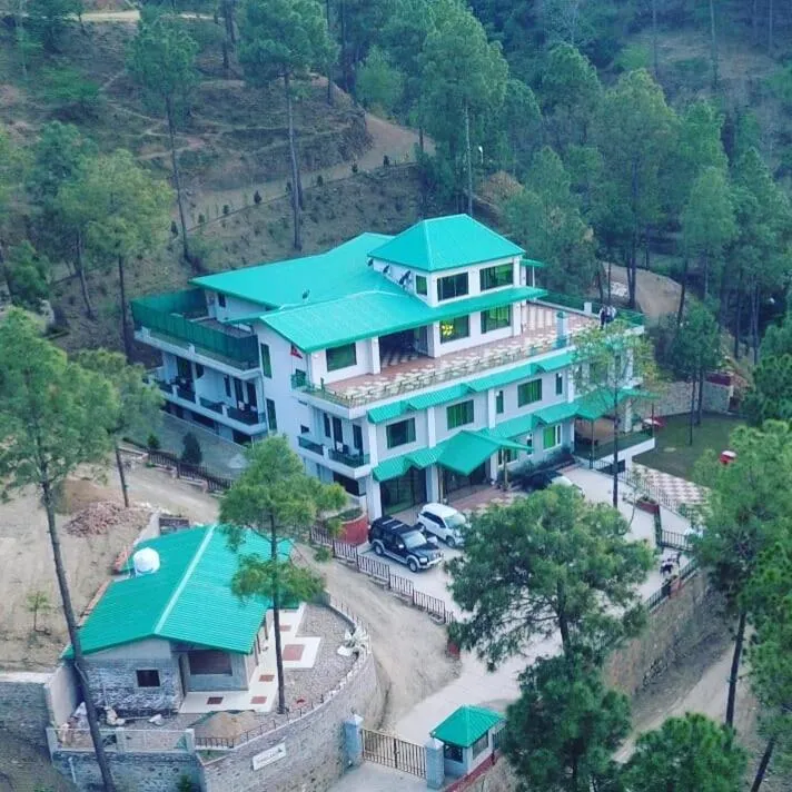 Property building in Pineland Resorts & Chalets Kasauli