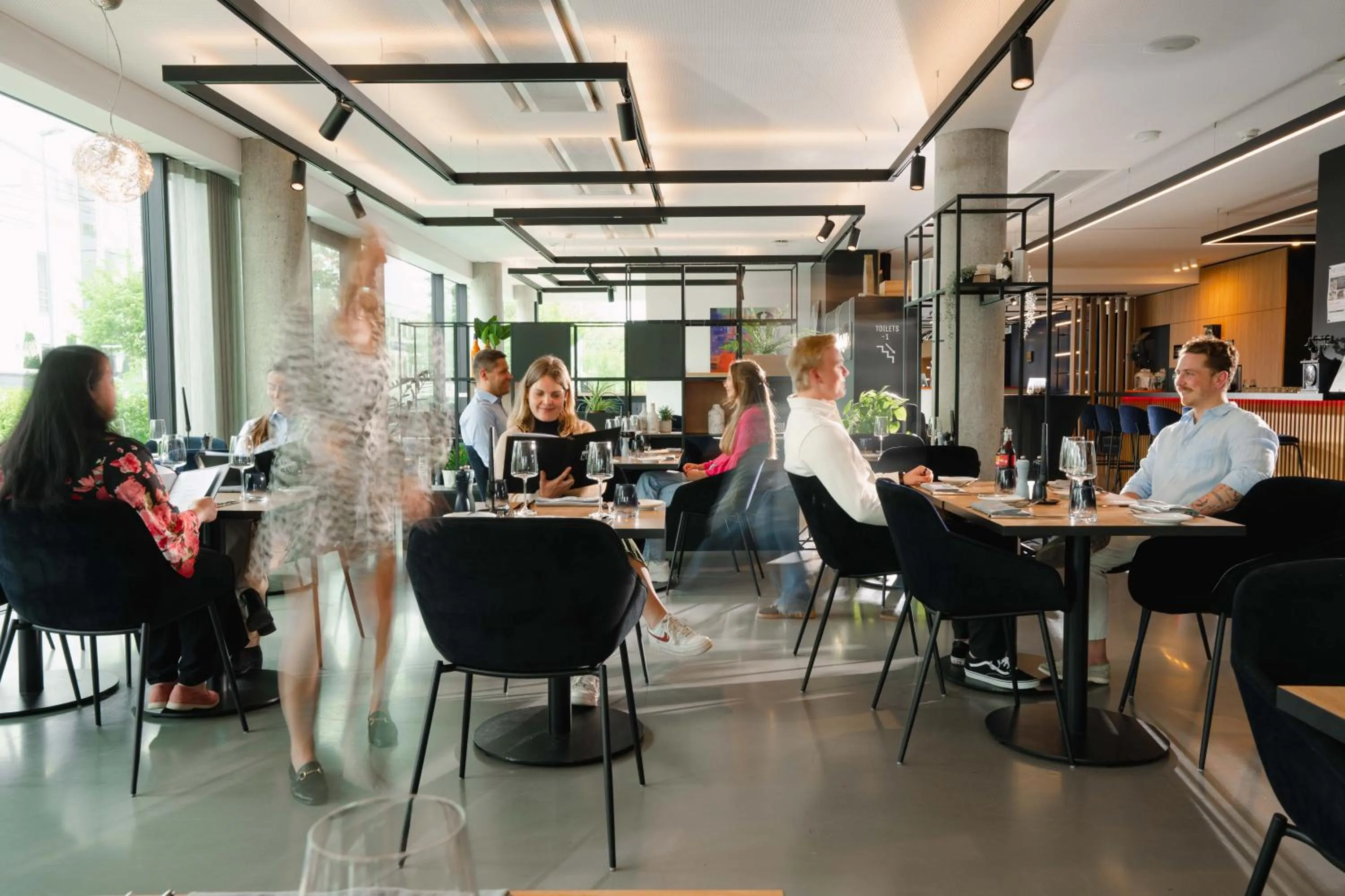 Restaurant/places to eat in GREFIS Hotel München-Gräfelfing