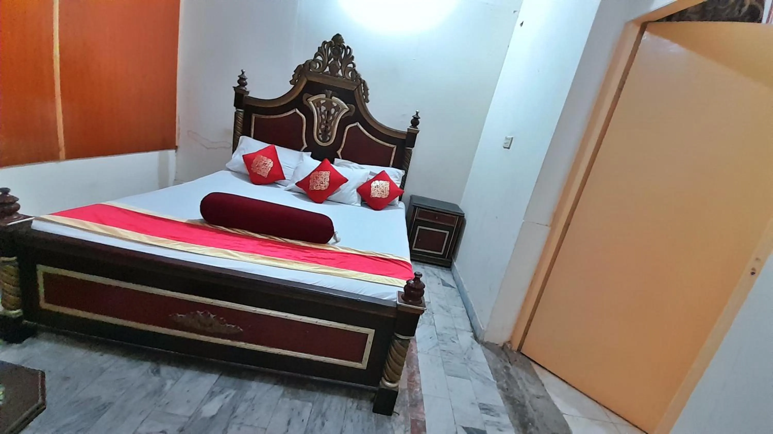 Bed in Hotel Super Seven