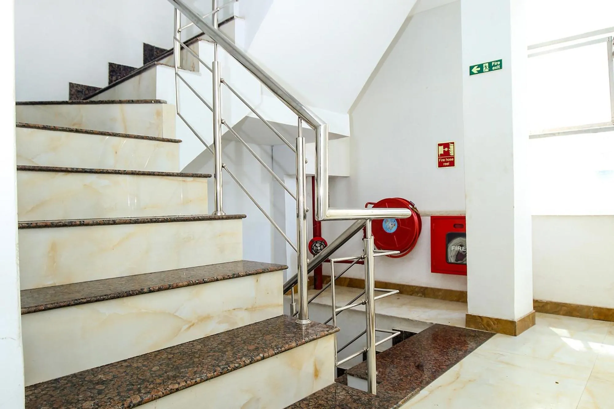 Lobby or reception in FabHotel Golden Temple Paradise - 50 meters from Golden Temple