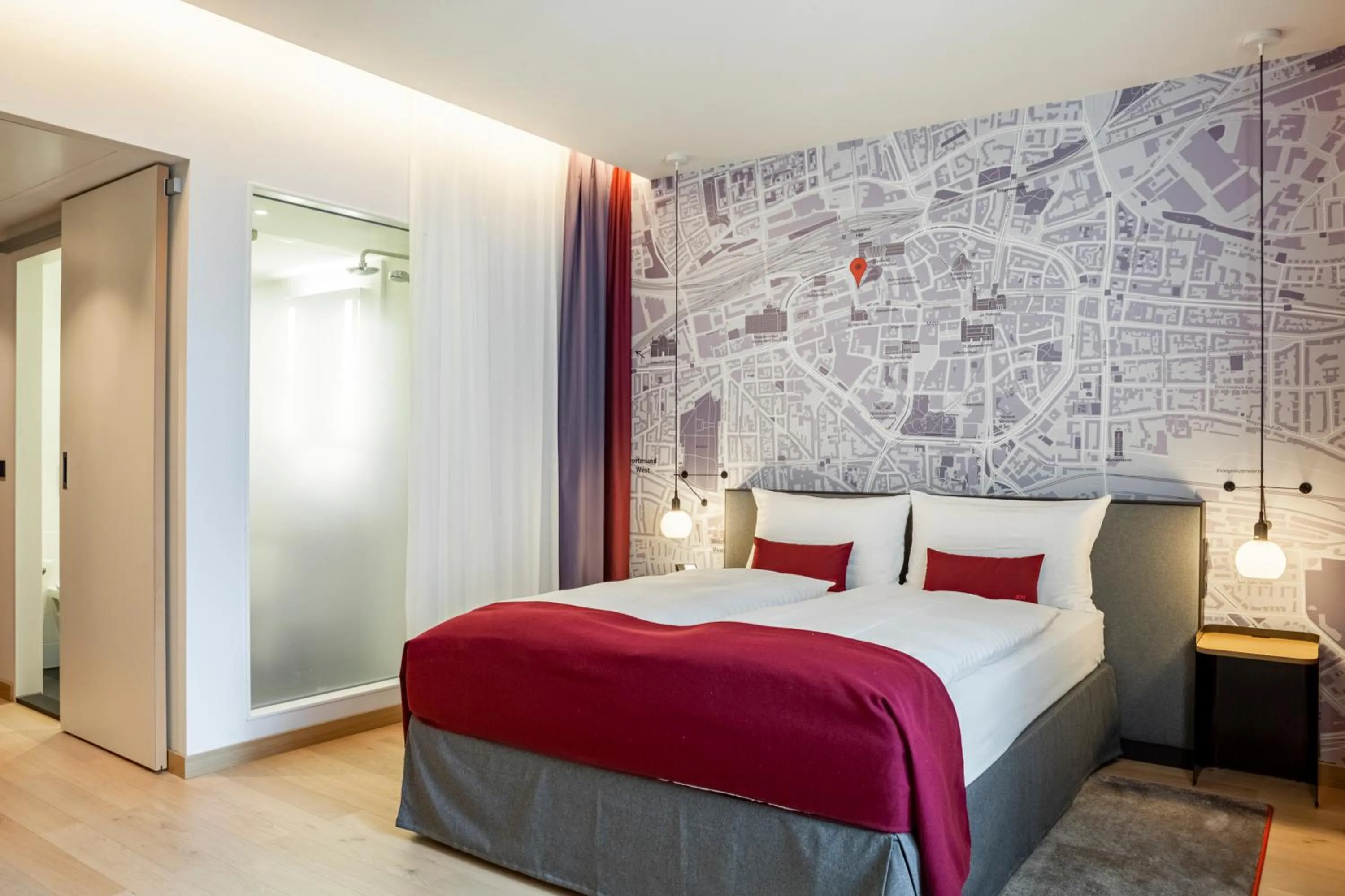 Bed in IntercityHotel Dortmund