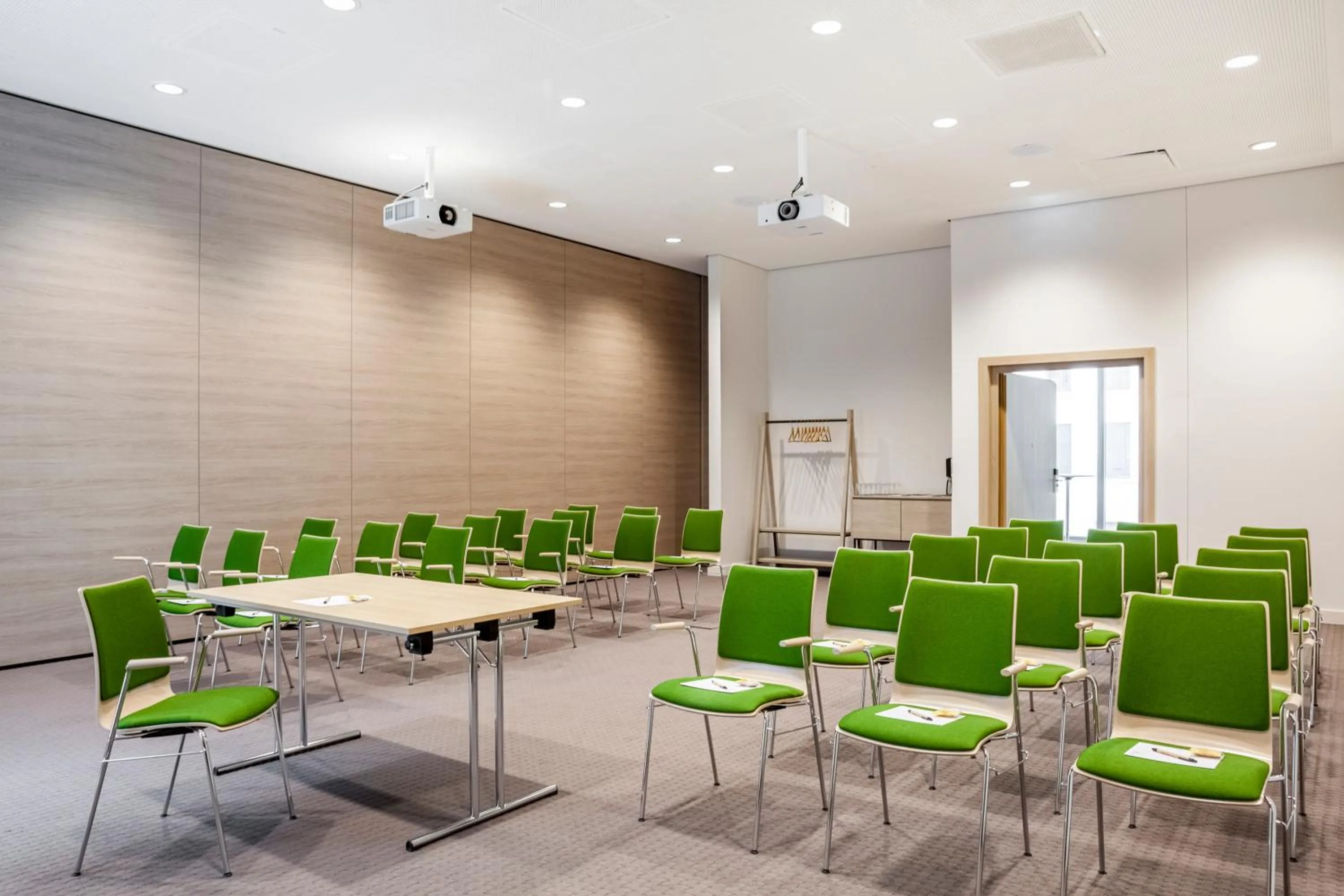 Meeting/conference room in IntercityHotel Dortmund