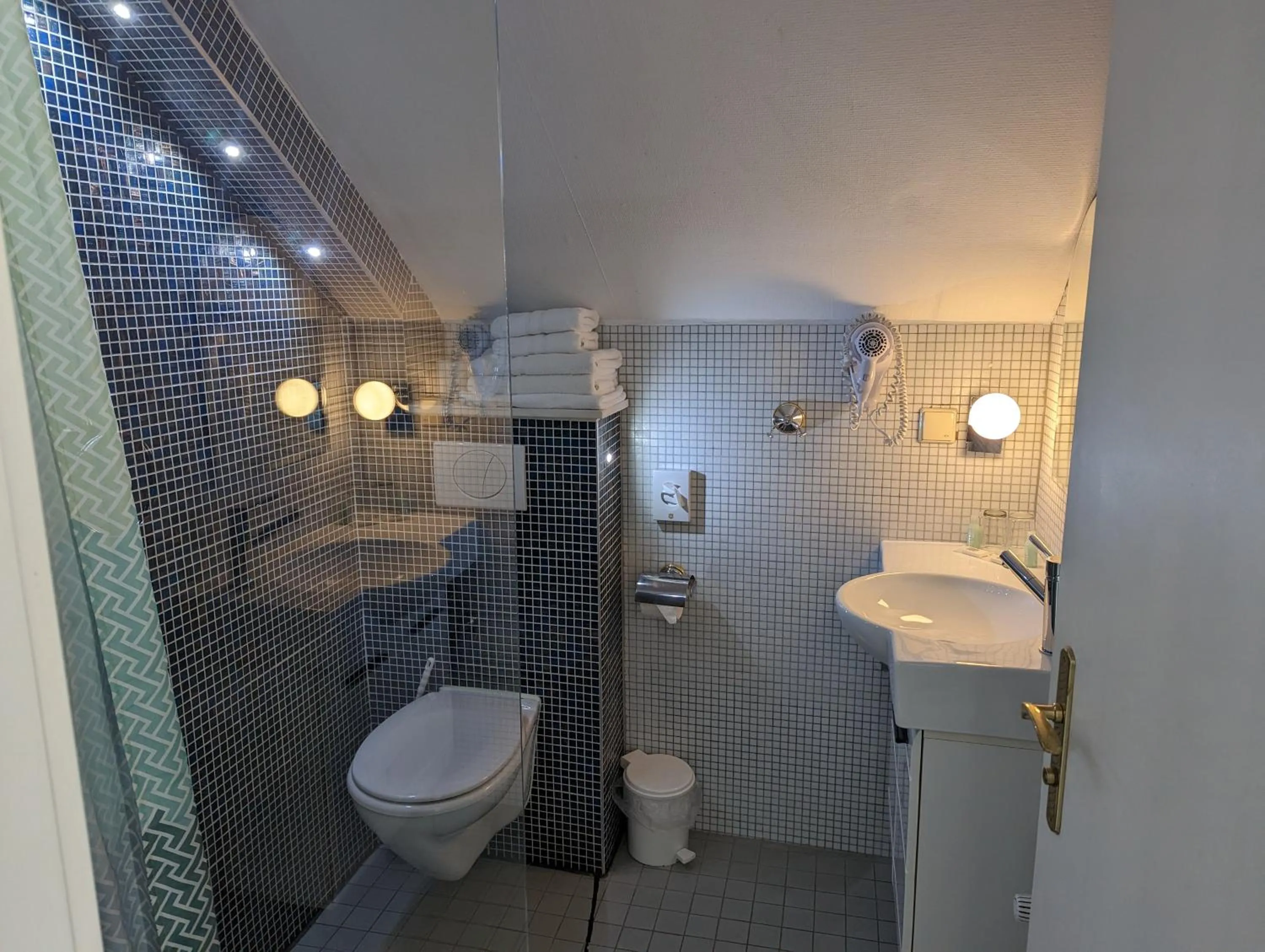 Bathroom in Parkhotel Schwedt