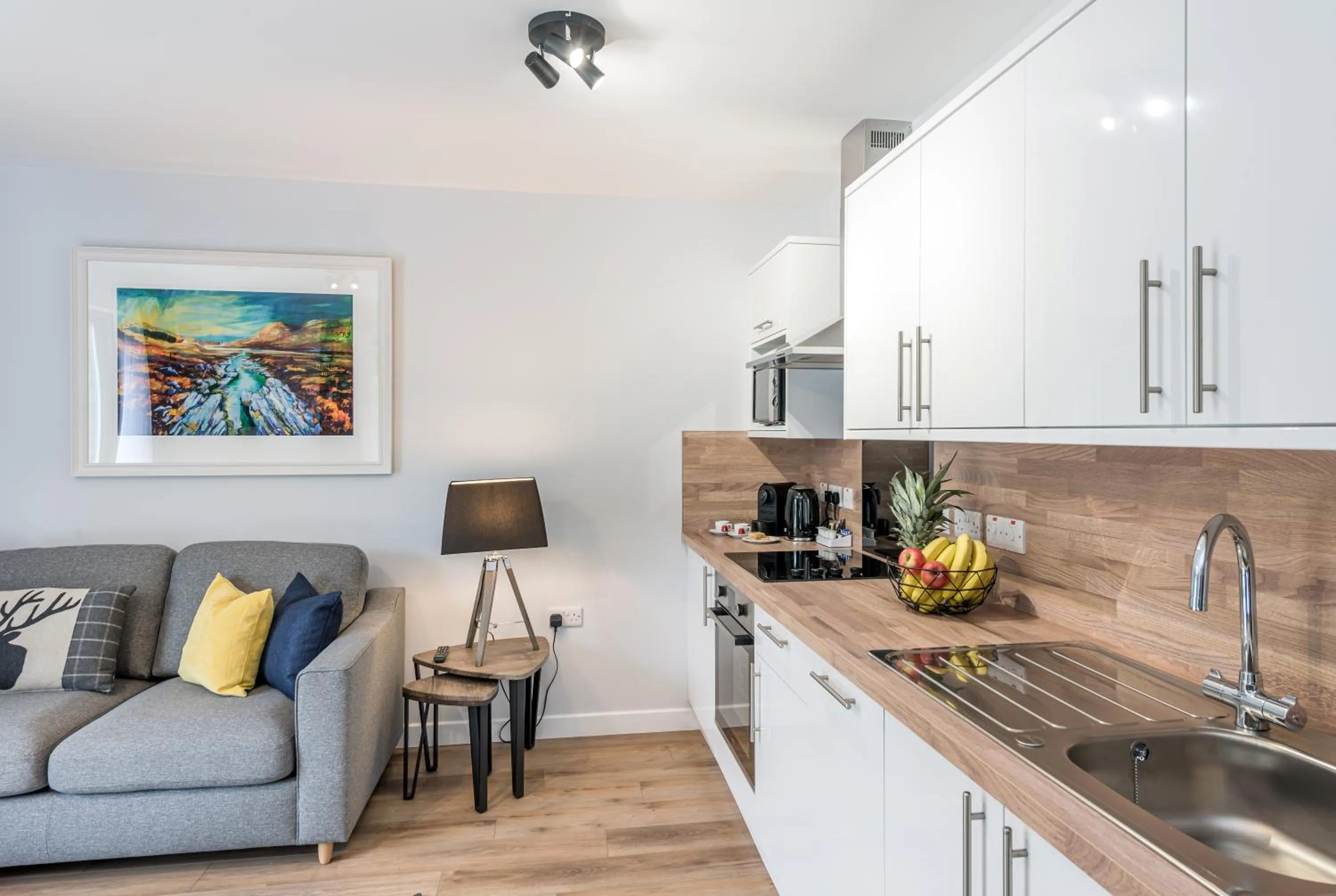 Kitchen or kitchenette in High Range Holiday Apartments