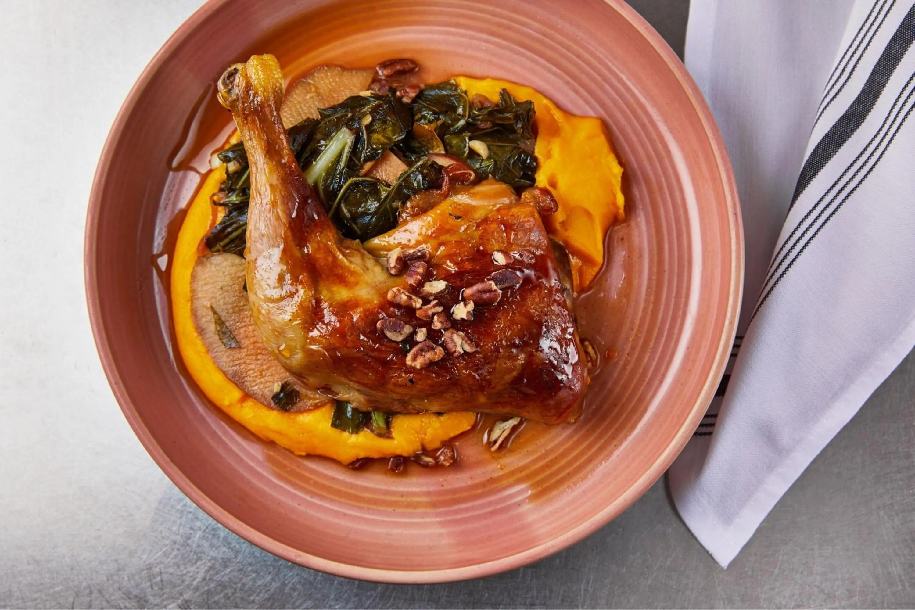 Restaurant/places to eat in Renaissance Nashville Hotel