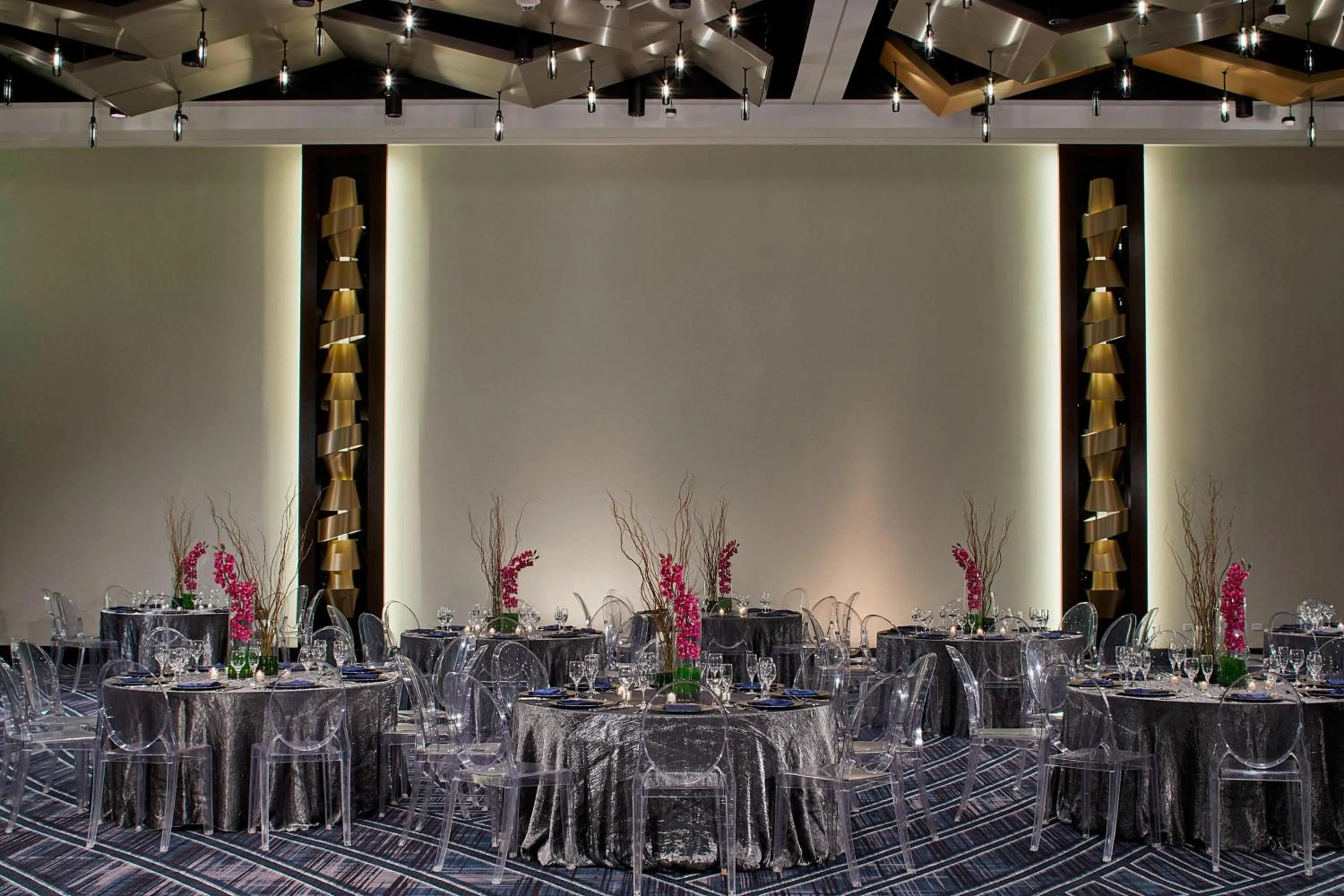 Meeting/conference room in Renaissance Nashville Hotel