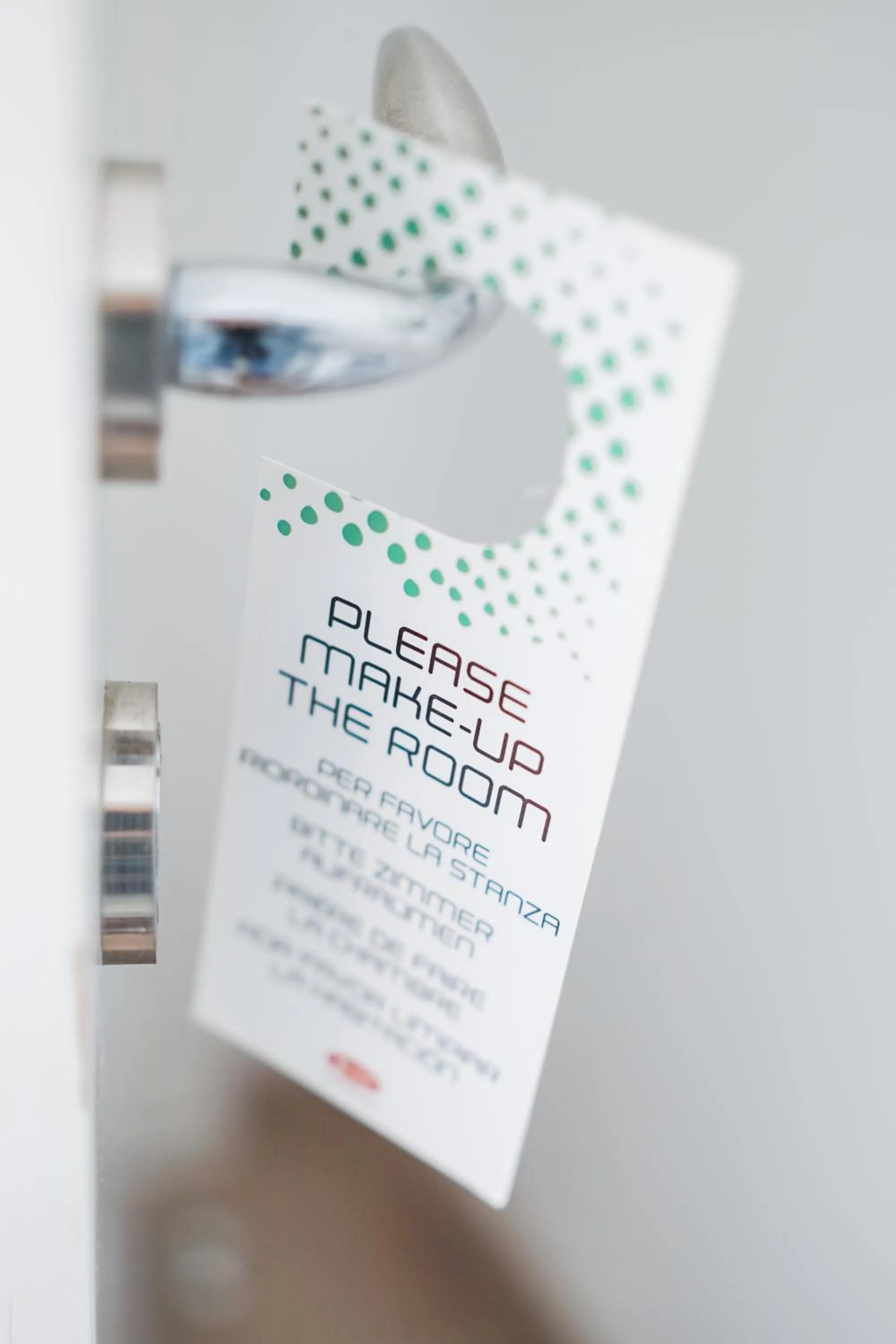 Text overlay in Relax Mea Hotel