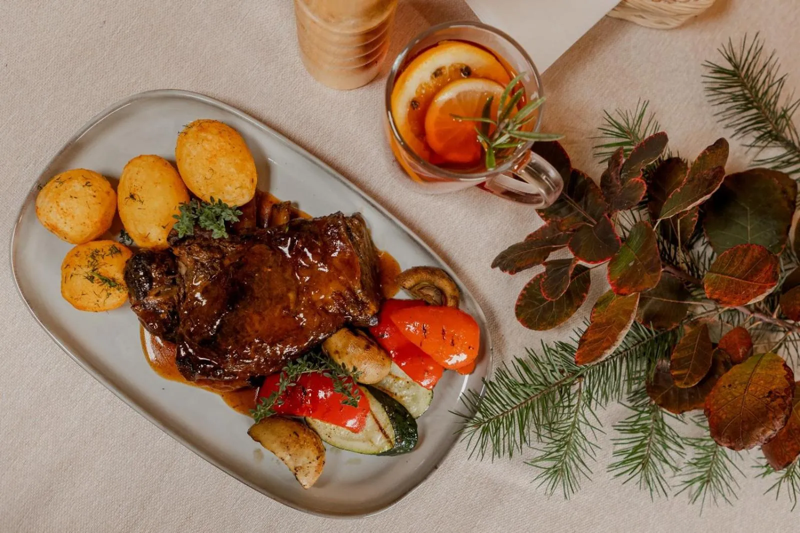 Restaurant/places to eat in Miodowa Faktoria #7 by Rentoom