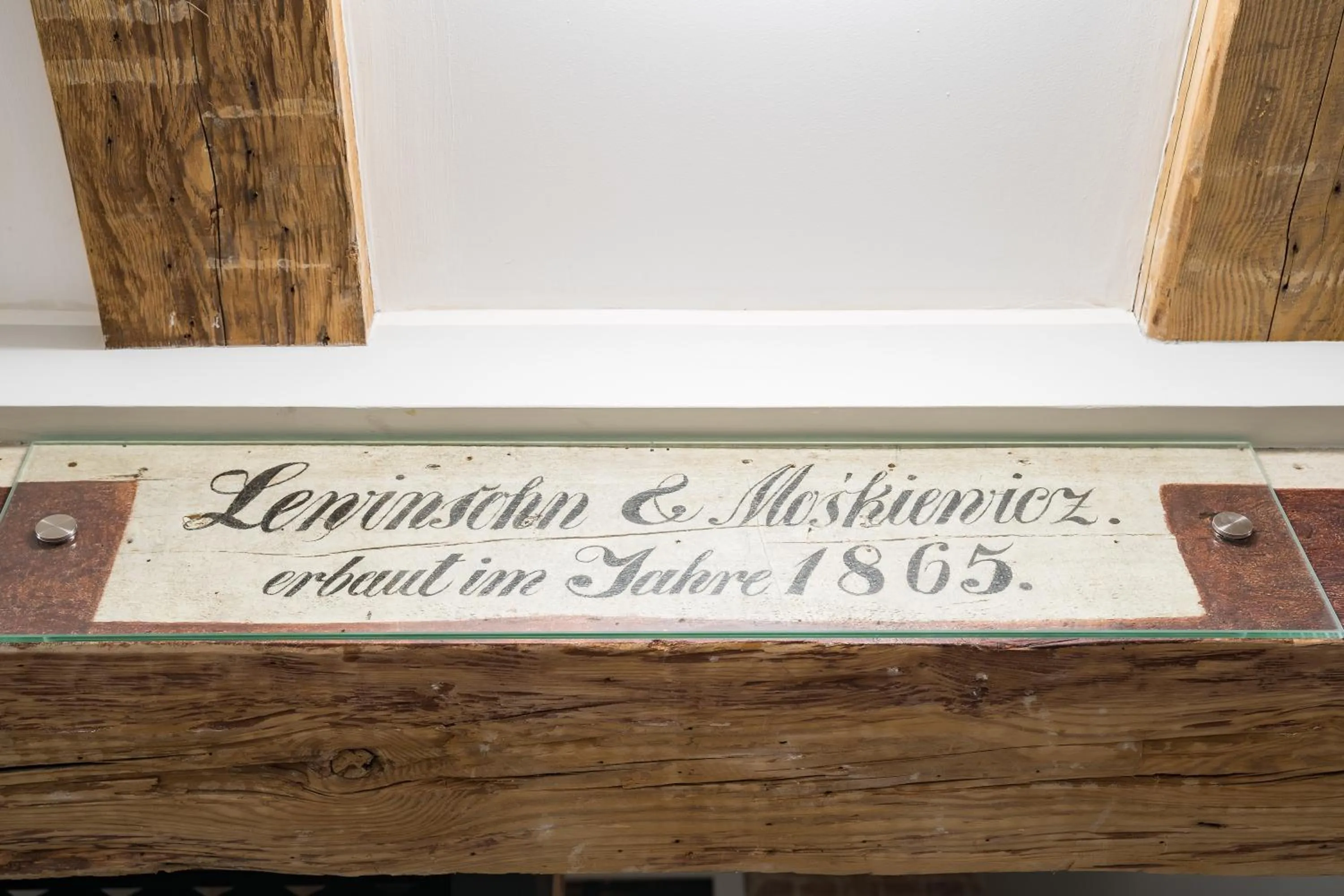 Miodowa Faktoria #7 by Rentoom