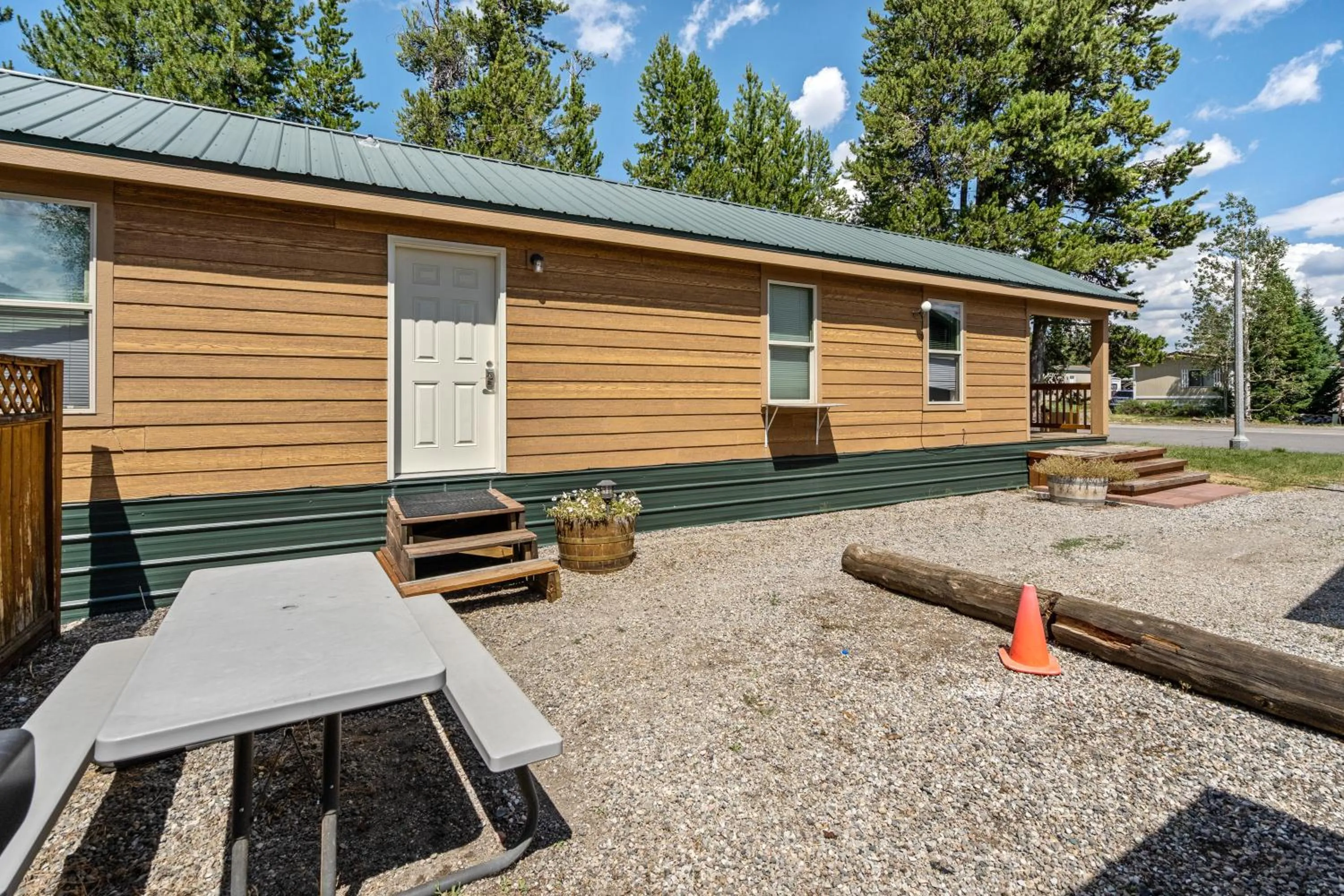 Property building in Alpine #1