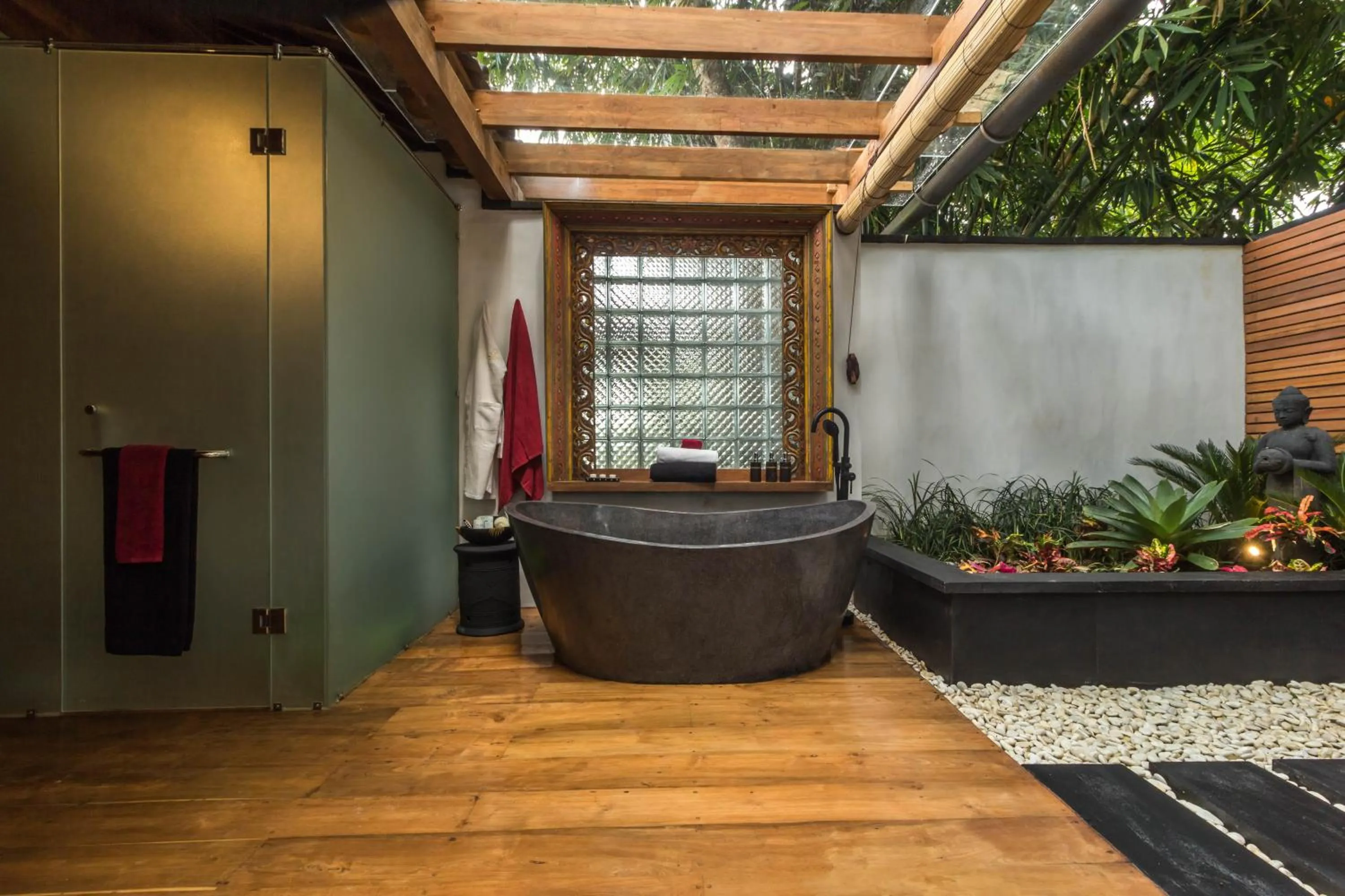 Bathroom in Masakali Retreat