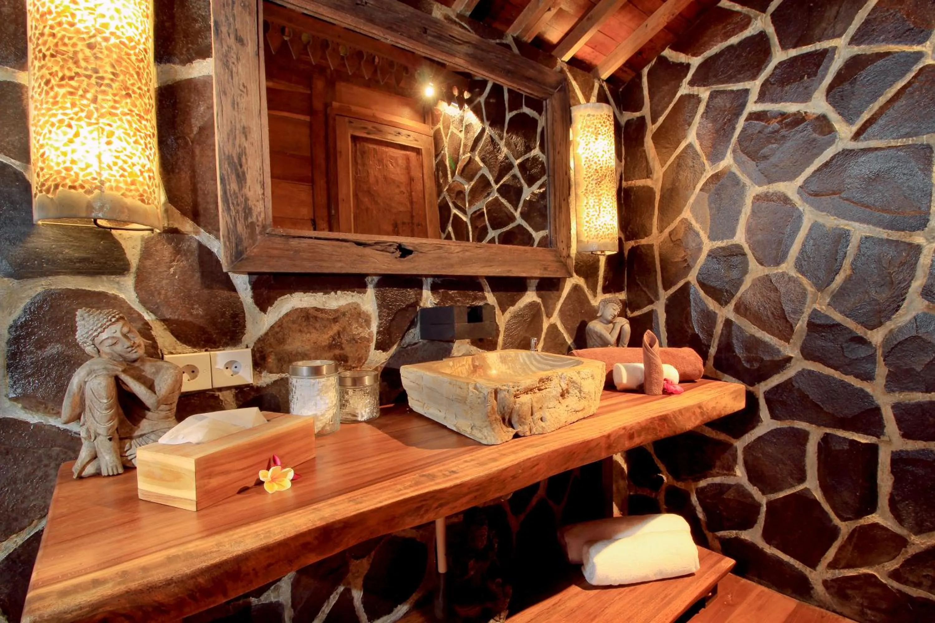 Bathroom in Masakali Retreat