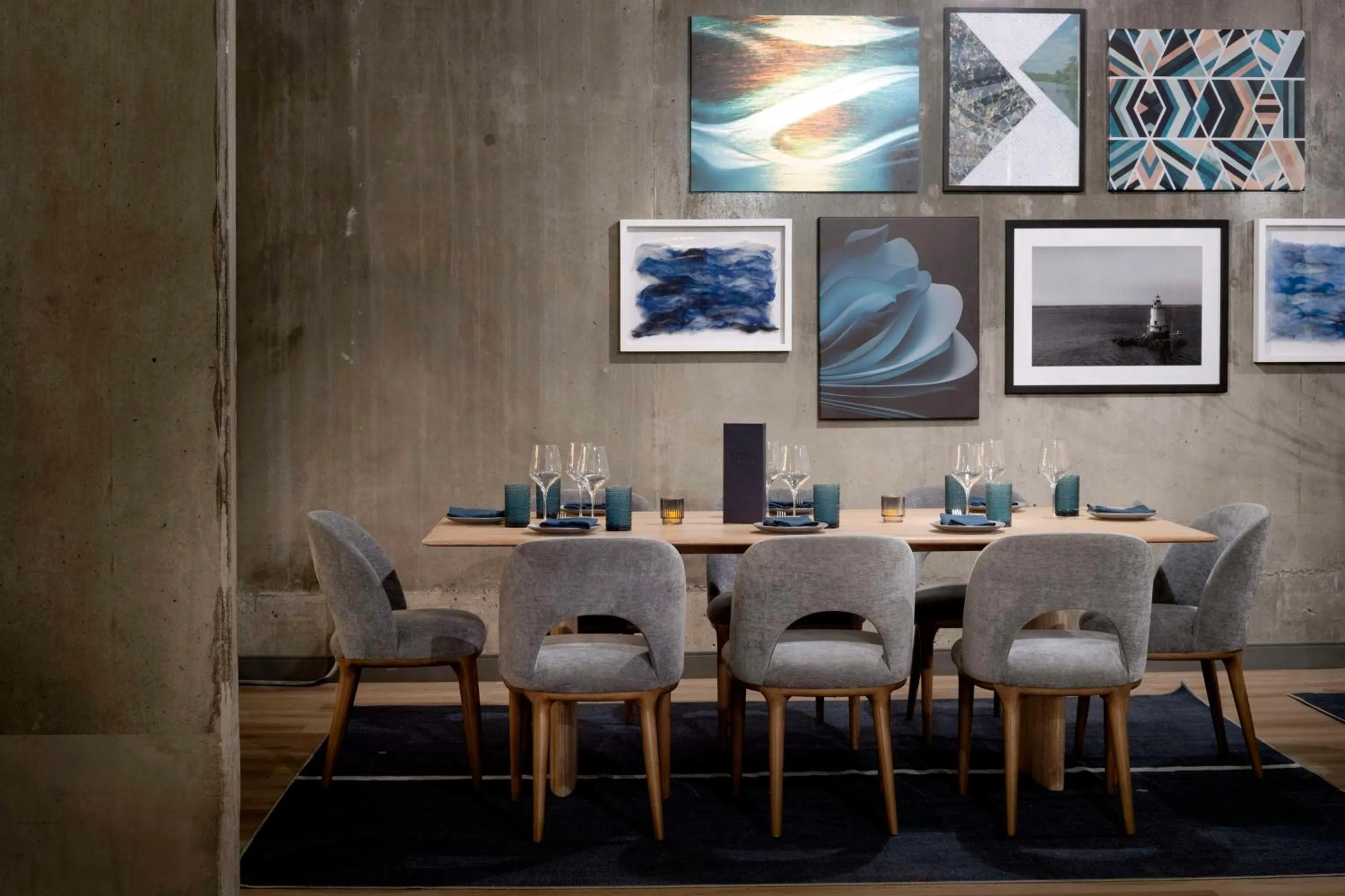 Lounge or bar in The LOOM Hotel, Tapestry Collection by Hilton