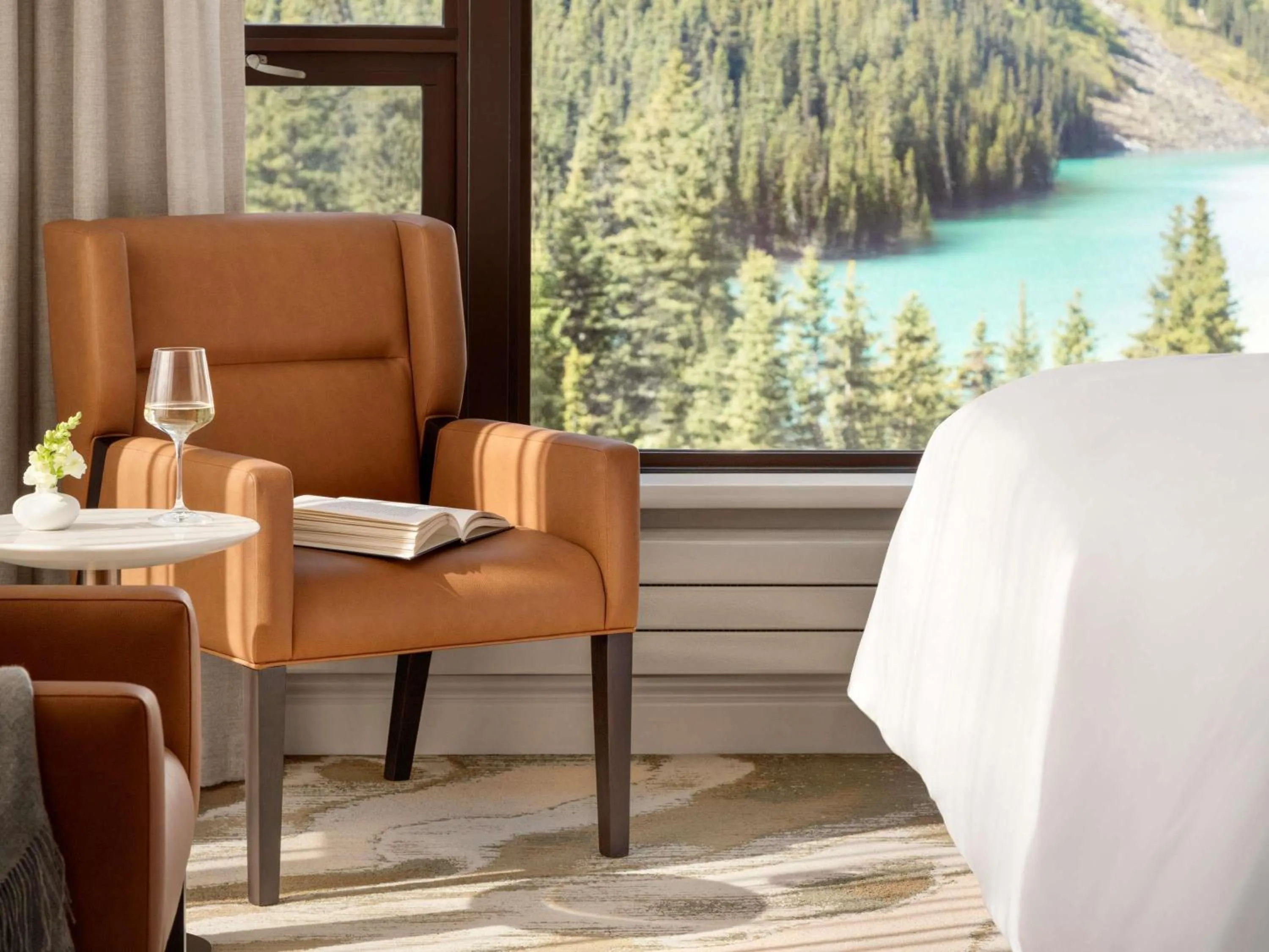 Bedroom in Fairmont Château Lake Louise