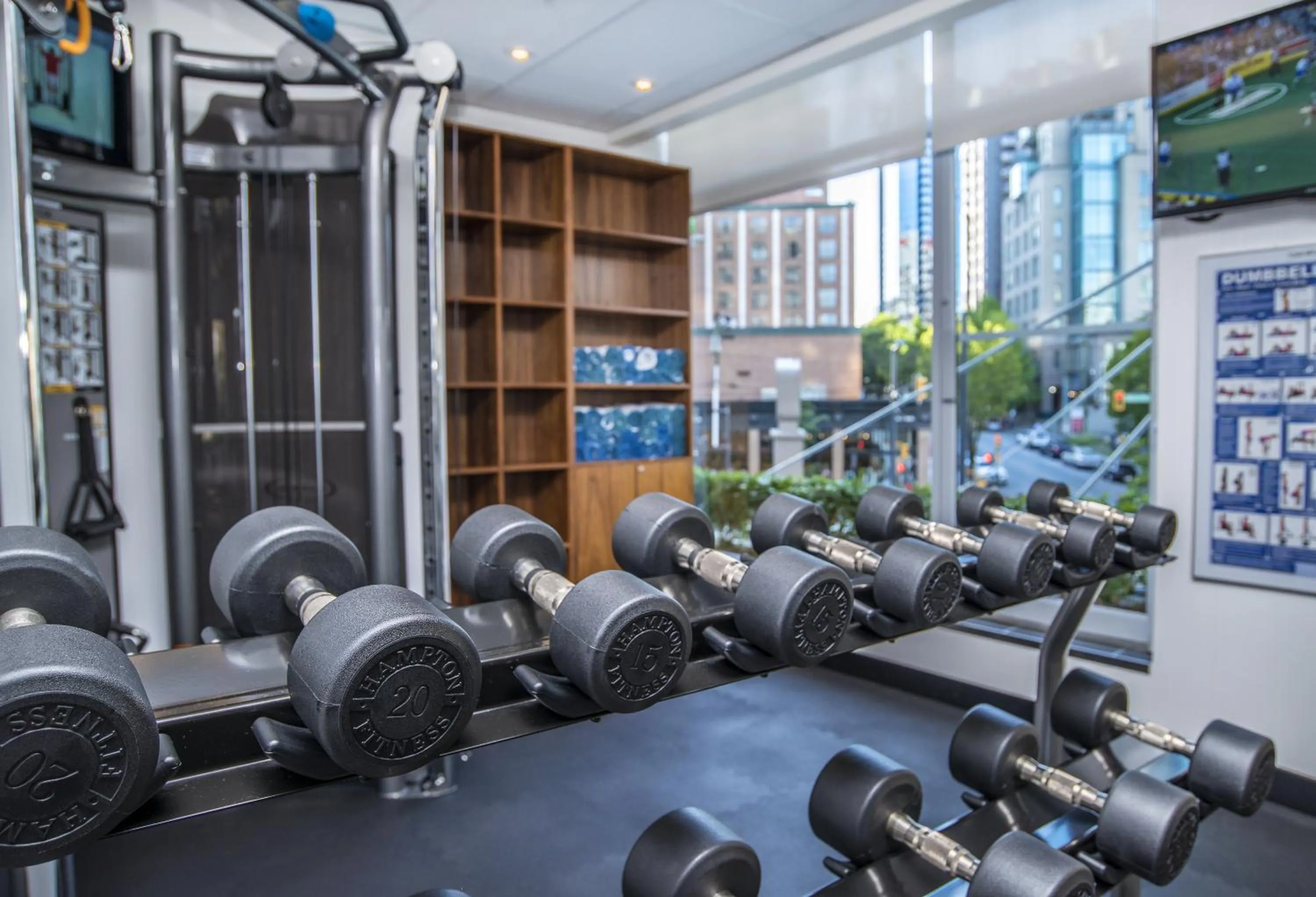 Fitness centre/facilities in Best Western Premier Chateau Granville Hotel & Suites & Conference Centre