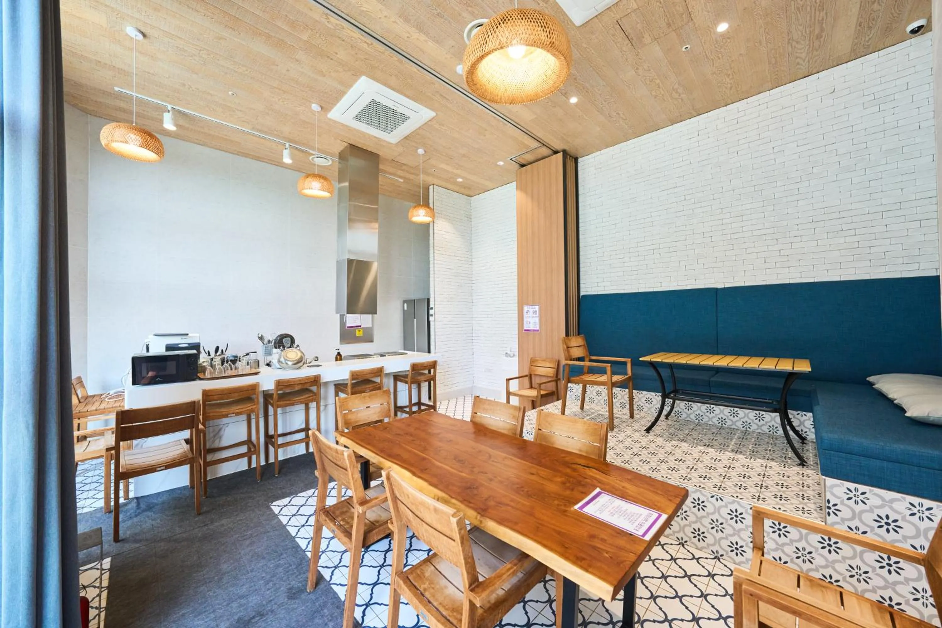 Swimming pool in Chestertons Sokcho