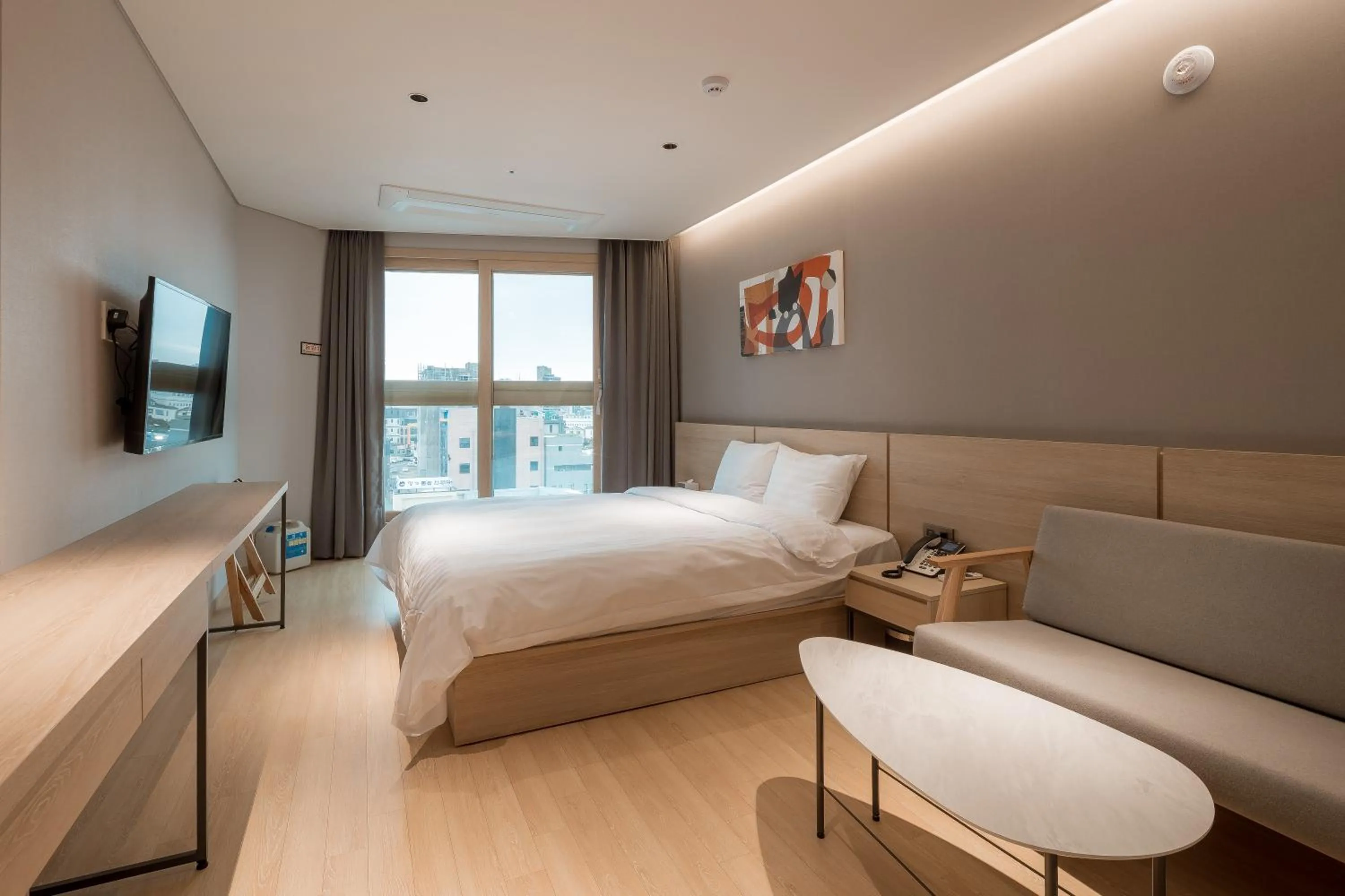 Decorative detail, Bed in Chestertons Sokcho