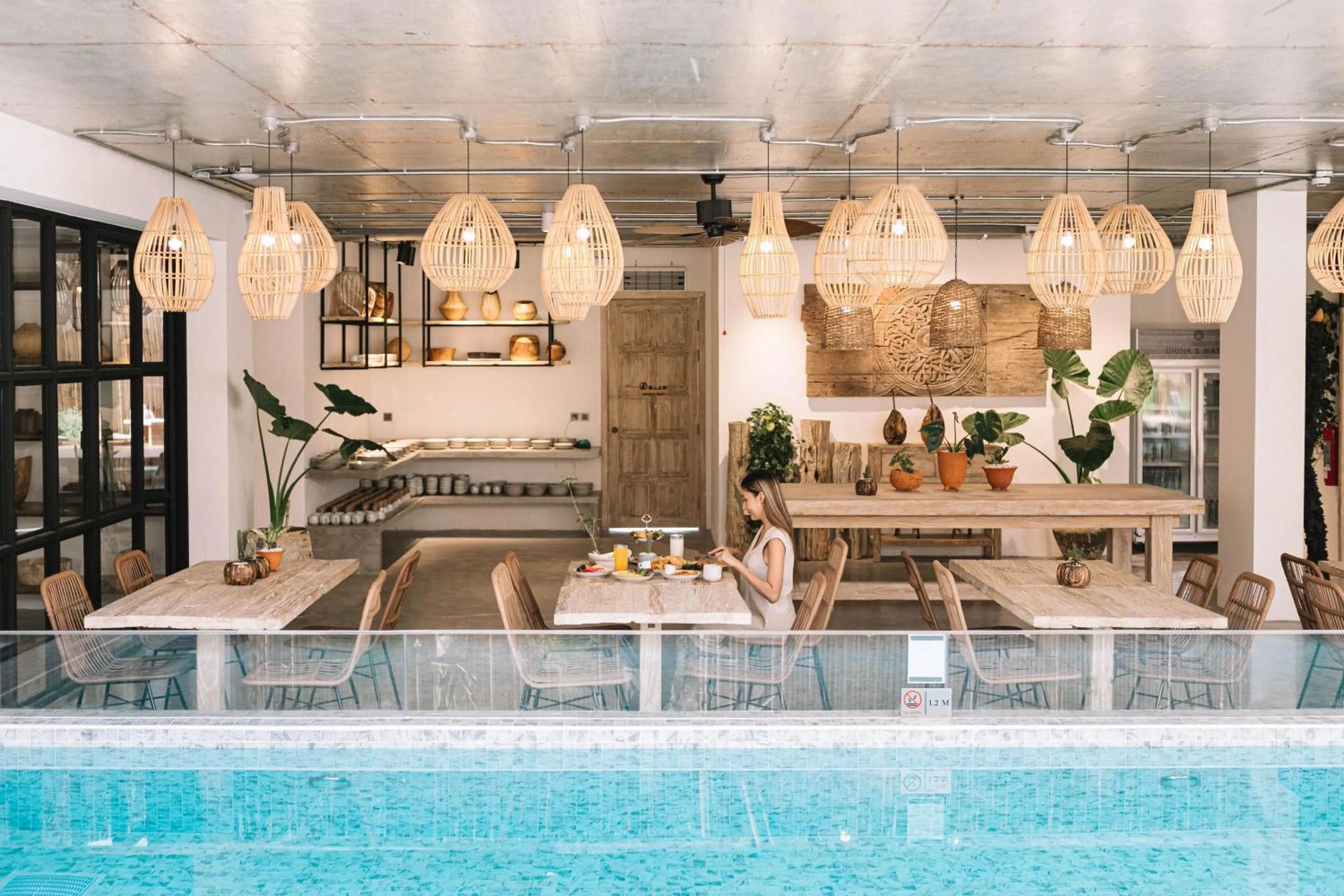 People in Glory Wabi Sabi Hotel 清迈古城荣耀侘寂酒店