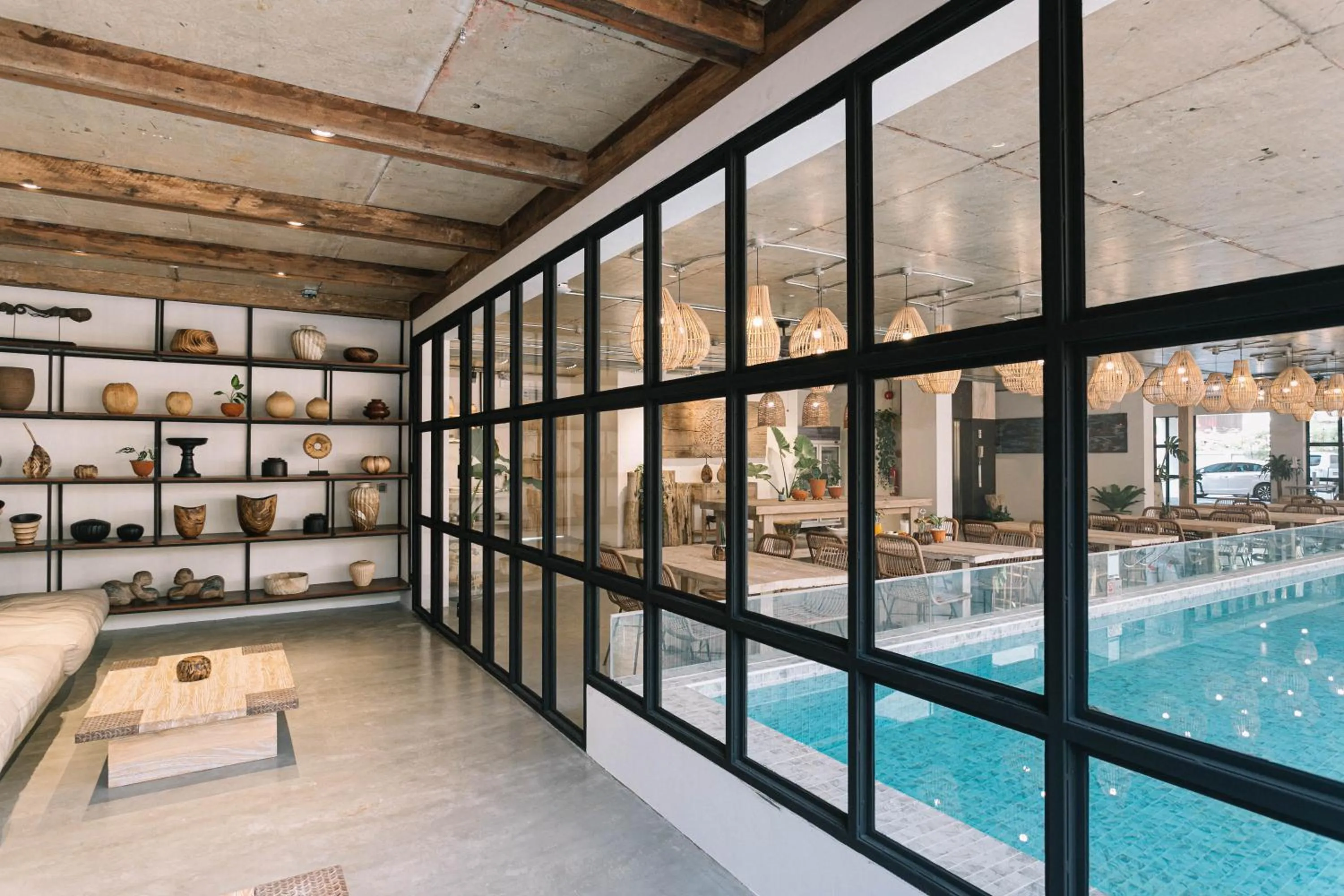 Seating area in Glory Wabi Sabi Hotel 清迈古城荣耀侘寂酒店