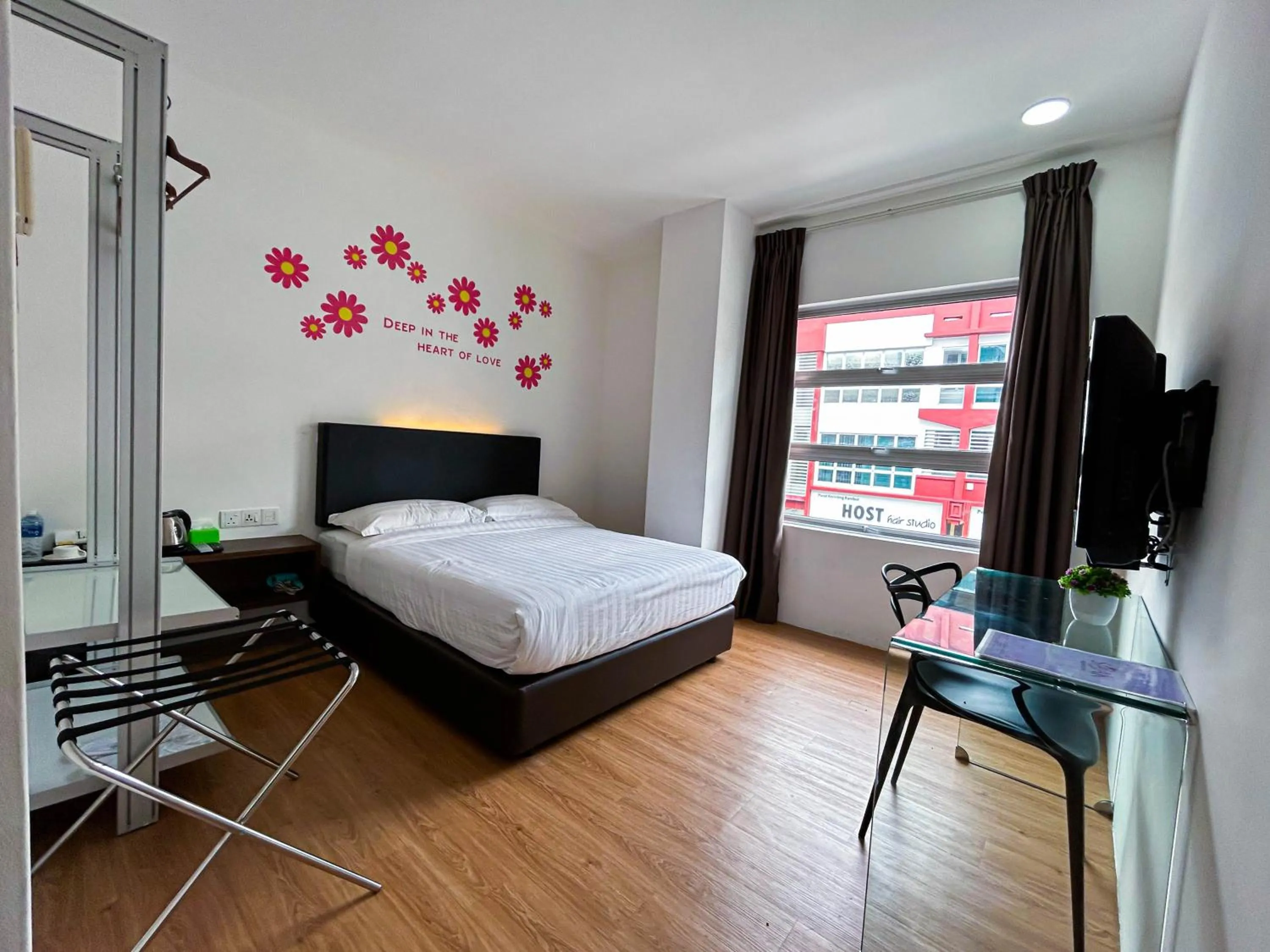 Bedroom, Bed in Cel Hotel