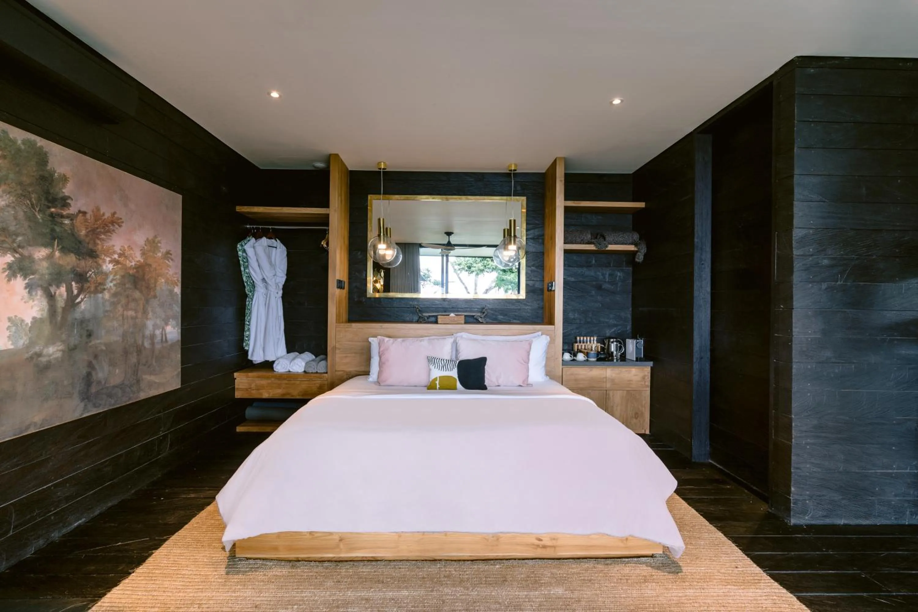 Bed in Munduk Cabins