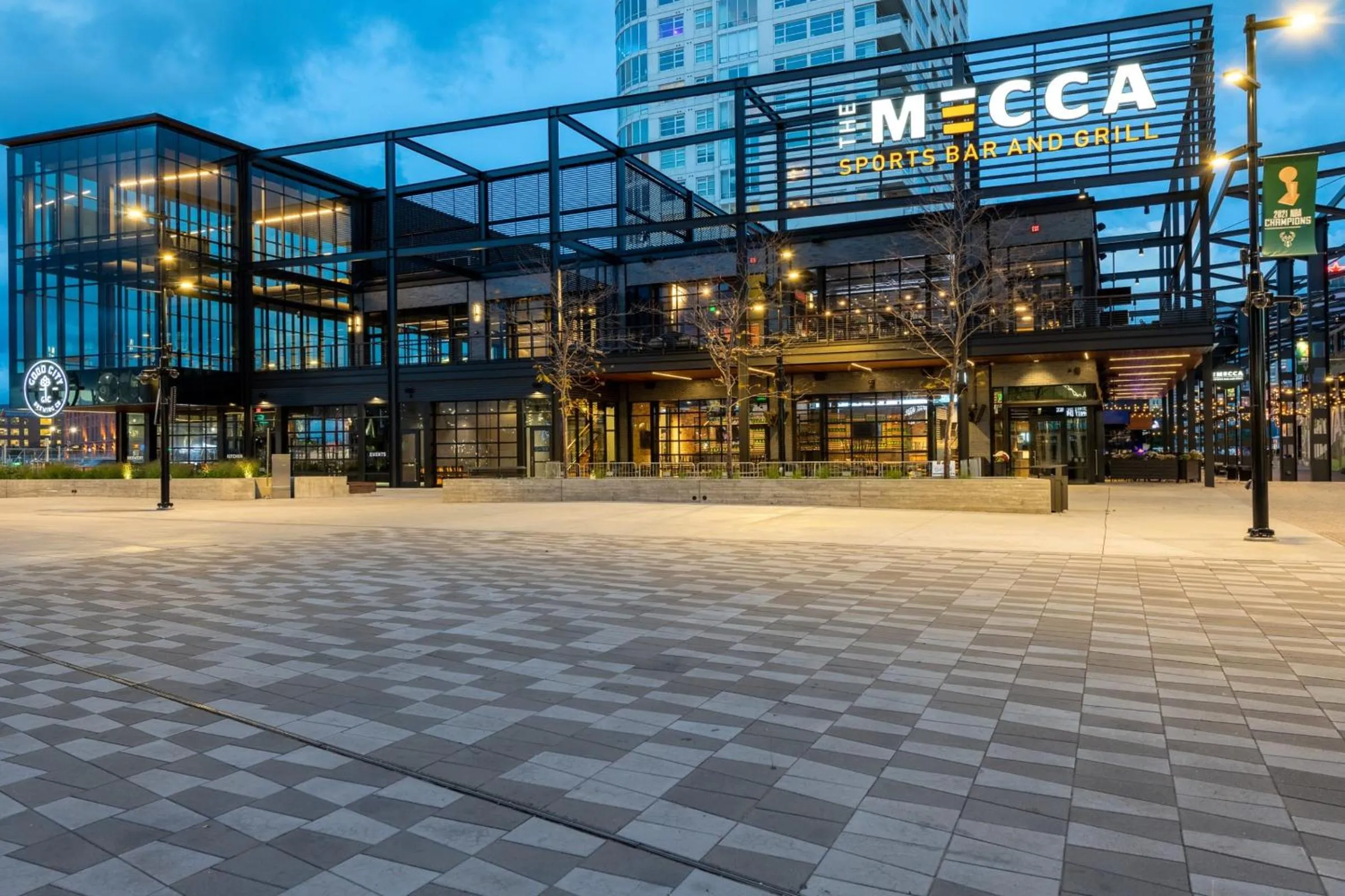 Modern 1BR Apt with Rooftop, Gym, and Parking